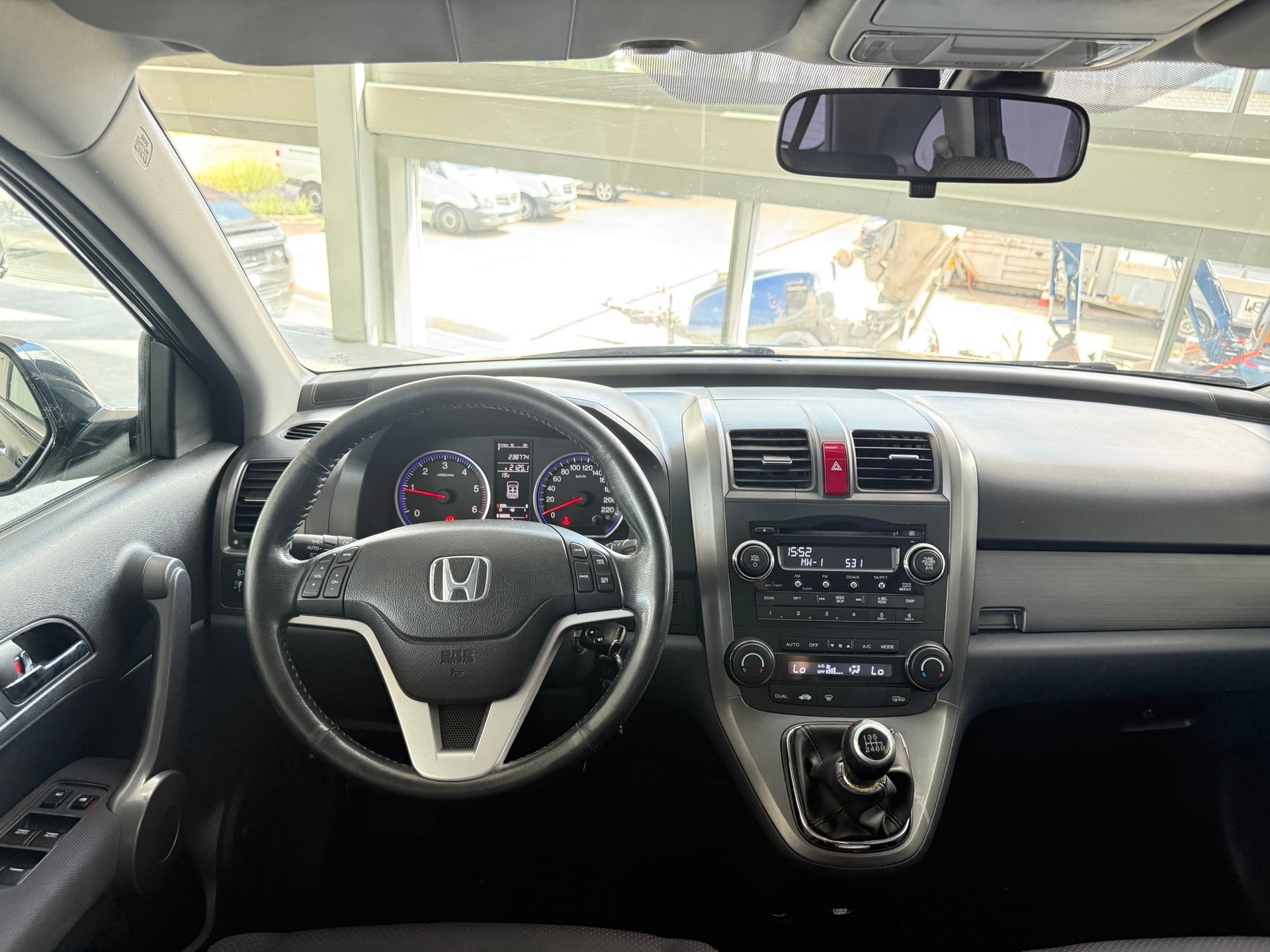 HONDA CR-V 2.2 i-CTDi 4WD Comfort-image-16