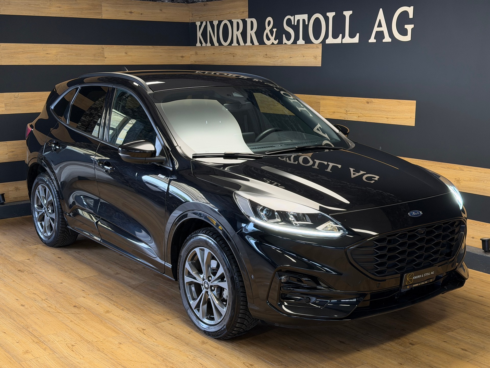 FORD Kuga 2.5 PHEV ST-Line 2WD-showroom-element-3
