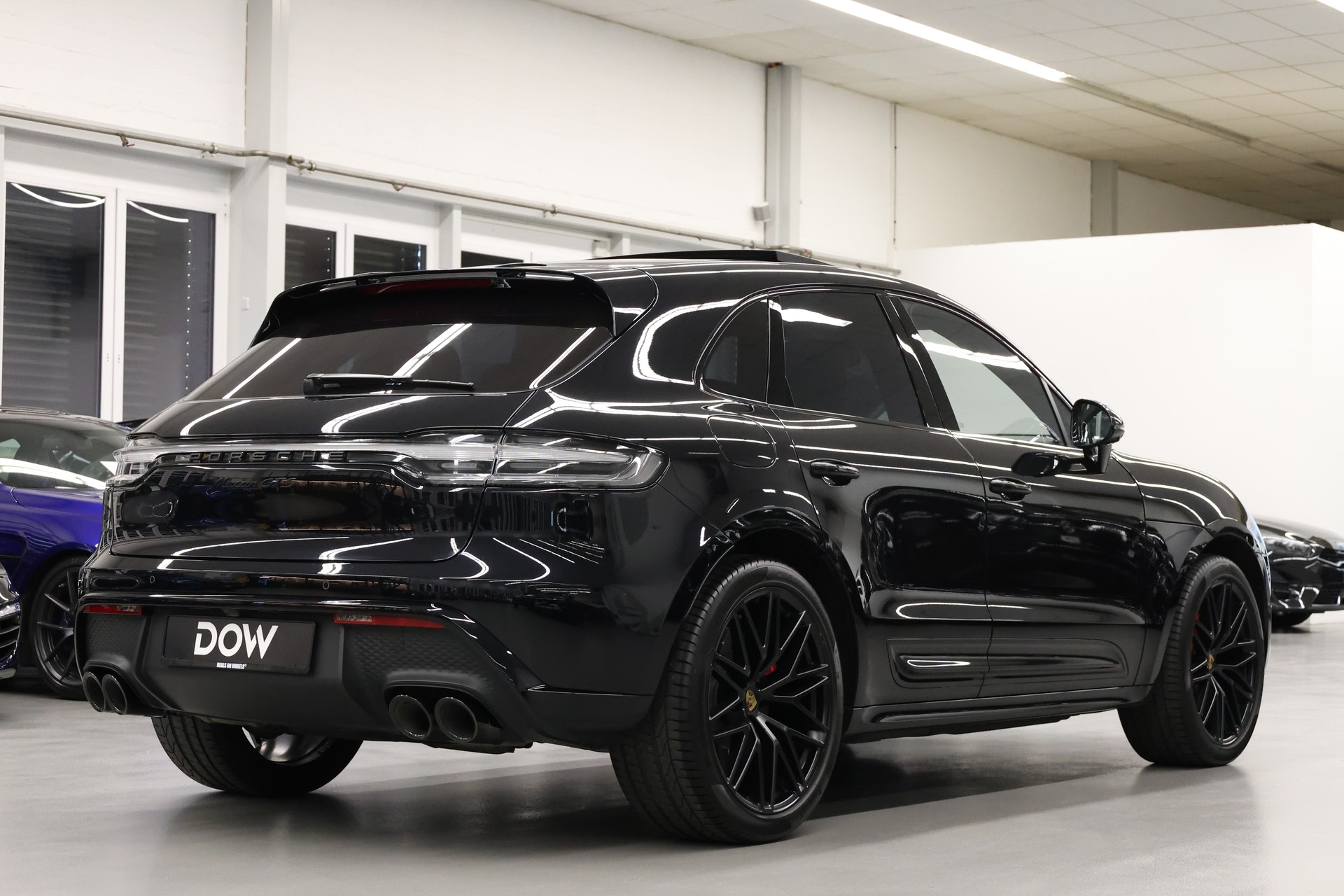 PORSCHE Macan 2.9 V6 GTS-image-4
