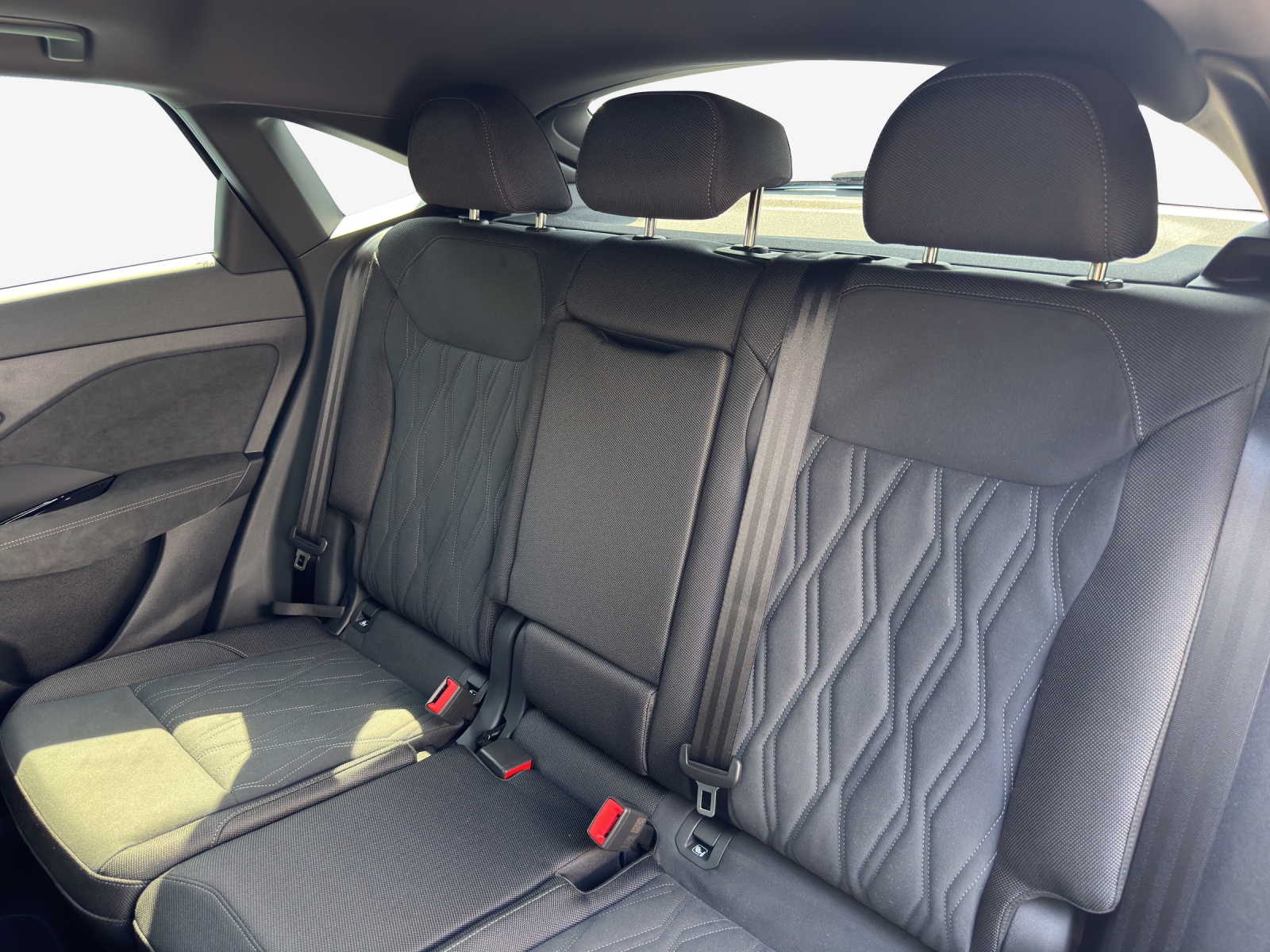 AUDI Q3 Sportback TFSI quattro 195 kW S tronic-image-11