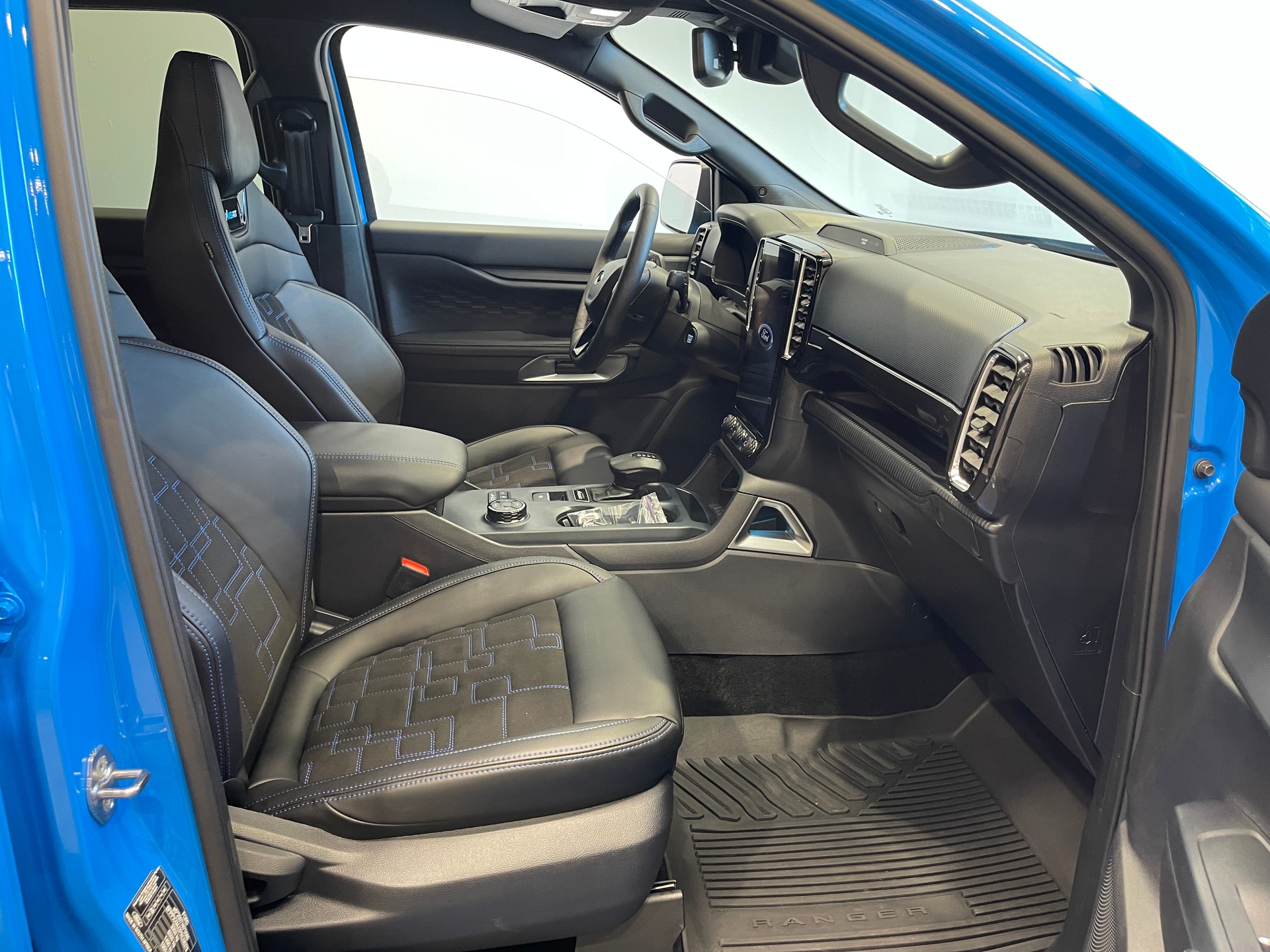 FORD Ranger MS/RT 3.0 Eco Blue e-4WD Automat-image-6