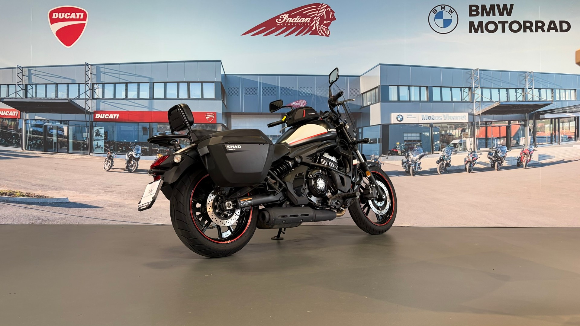 KAWASAKI Vulcan S ABS-showroom-element-2