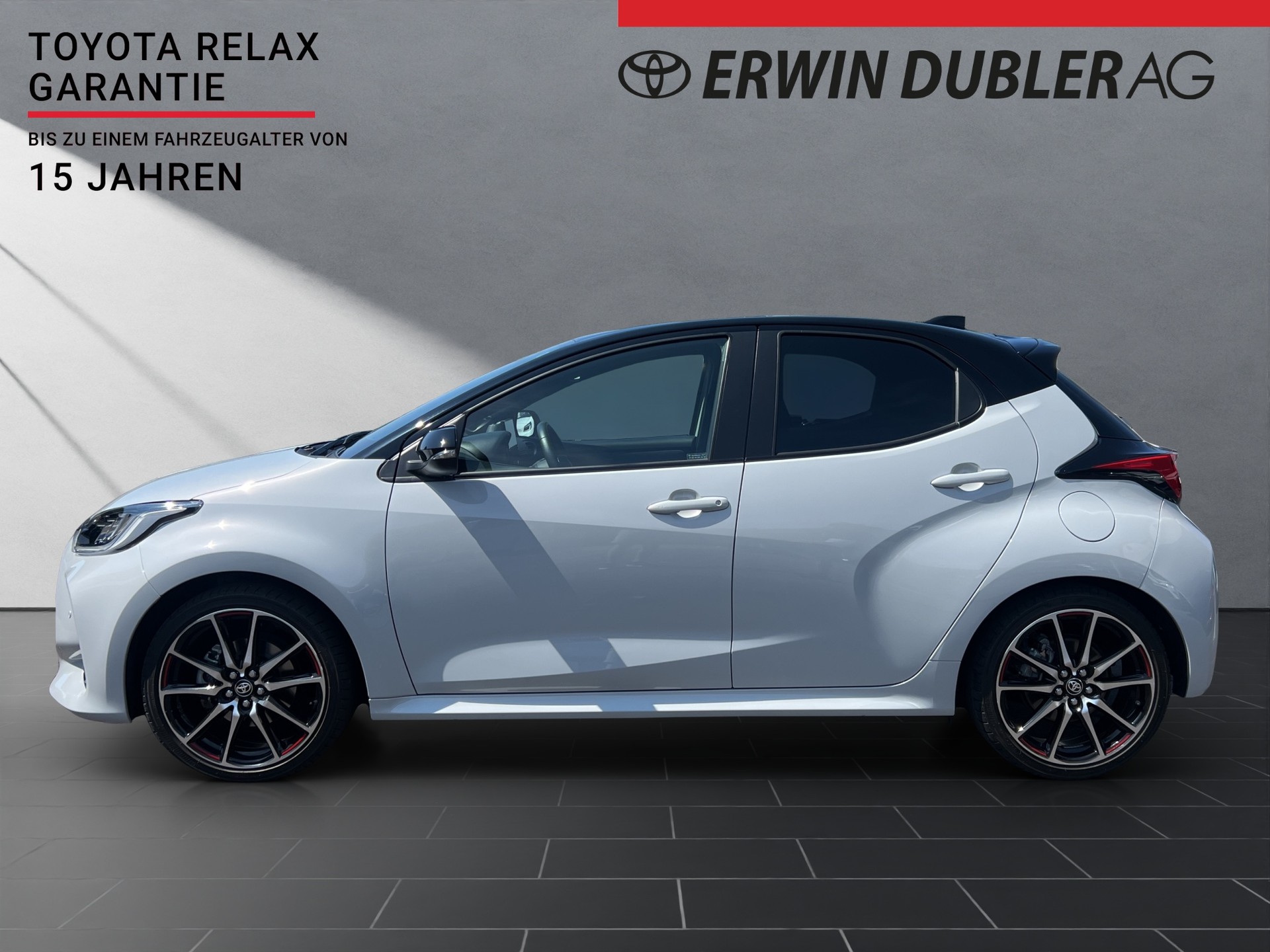 TOYOTA Yaris 1.5 VVT-i HSD GR Sport-showroom-element-1