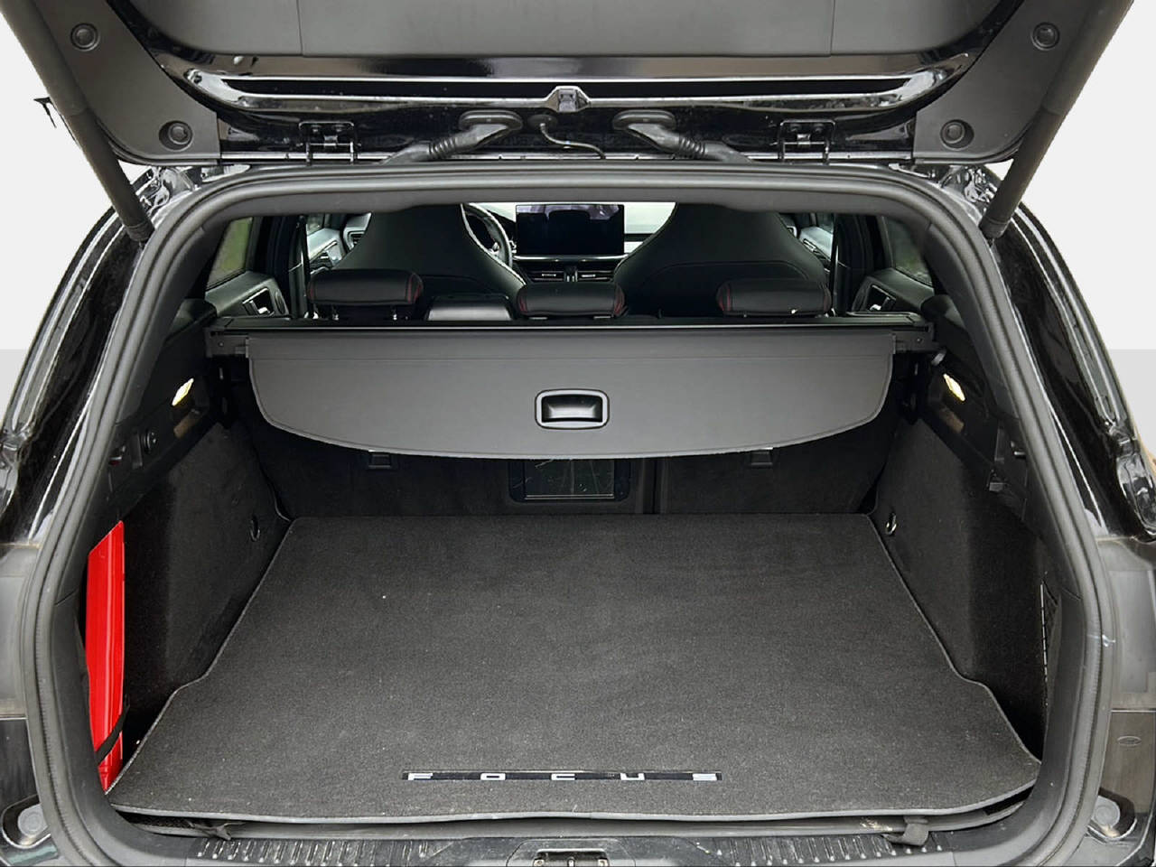 FORD Focus Station Wagon 2.3 EcoB ST X-image-5