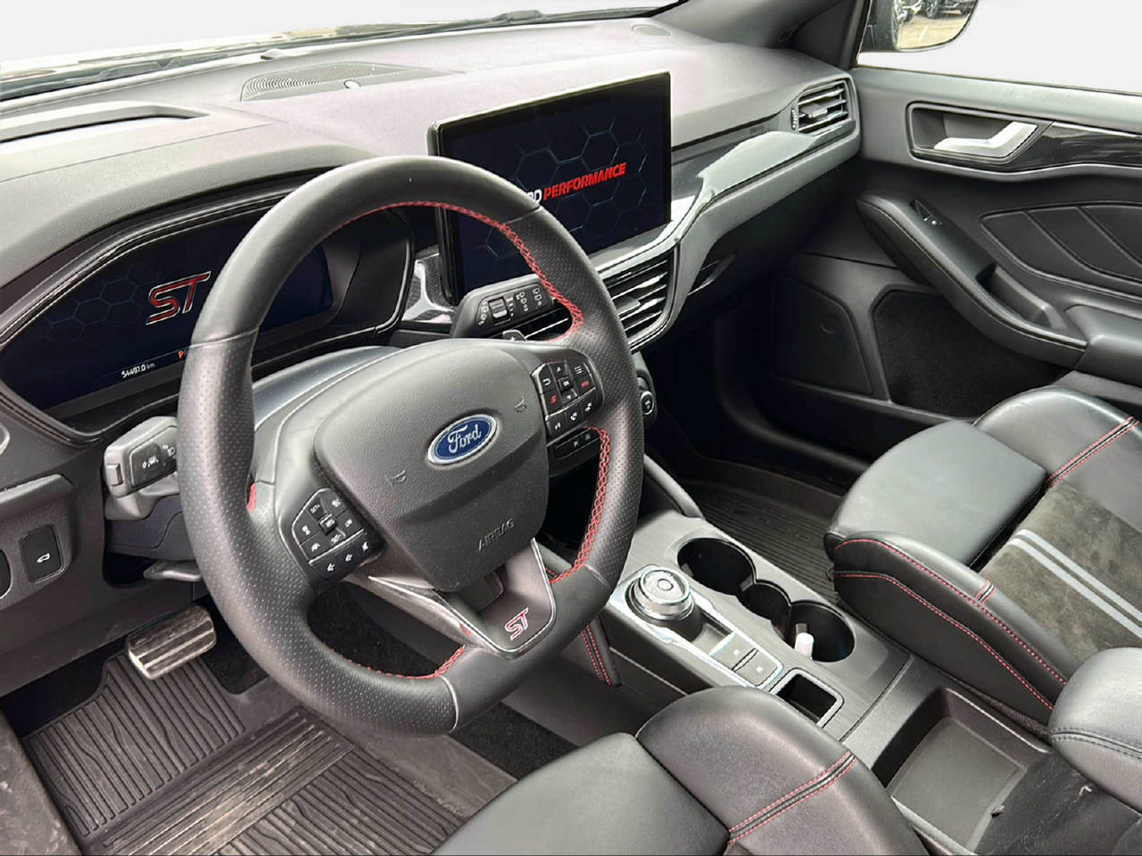 FORD Focus Station Wagon 2.3 EcoB ST X-showroom-element-2