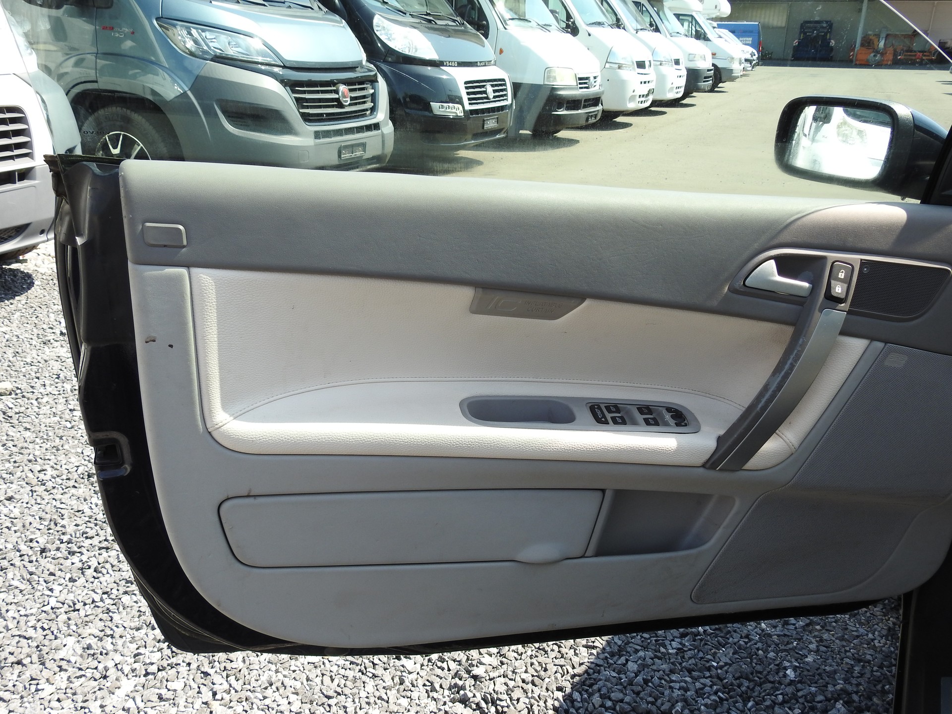 VOLVO C70 T5 Momentum-image-10