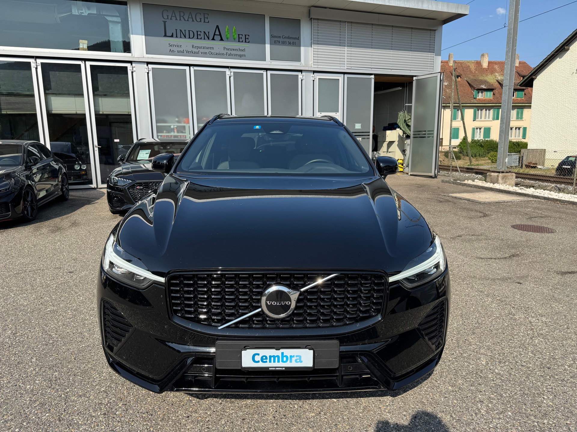 VOLVO XC60 B4 Diesel Mild Hybrid AWD R-Design Geartronic-showroom-element-3