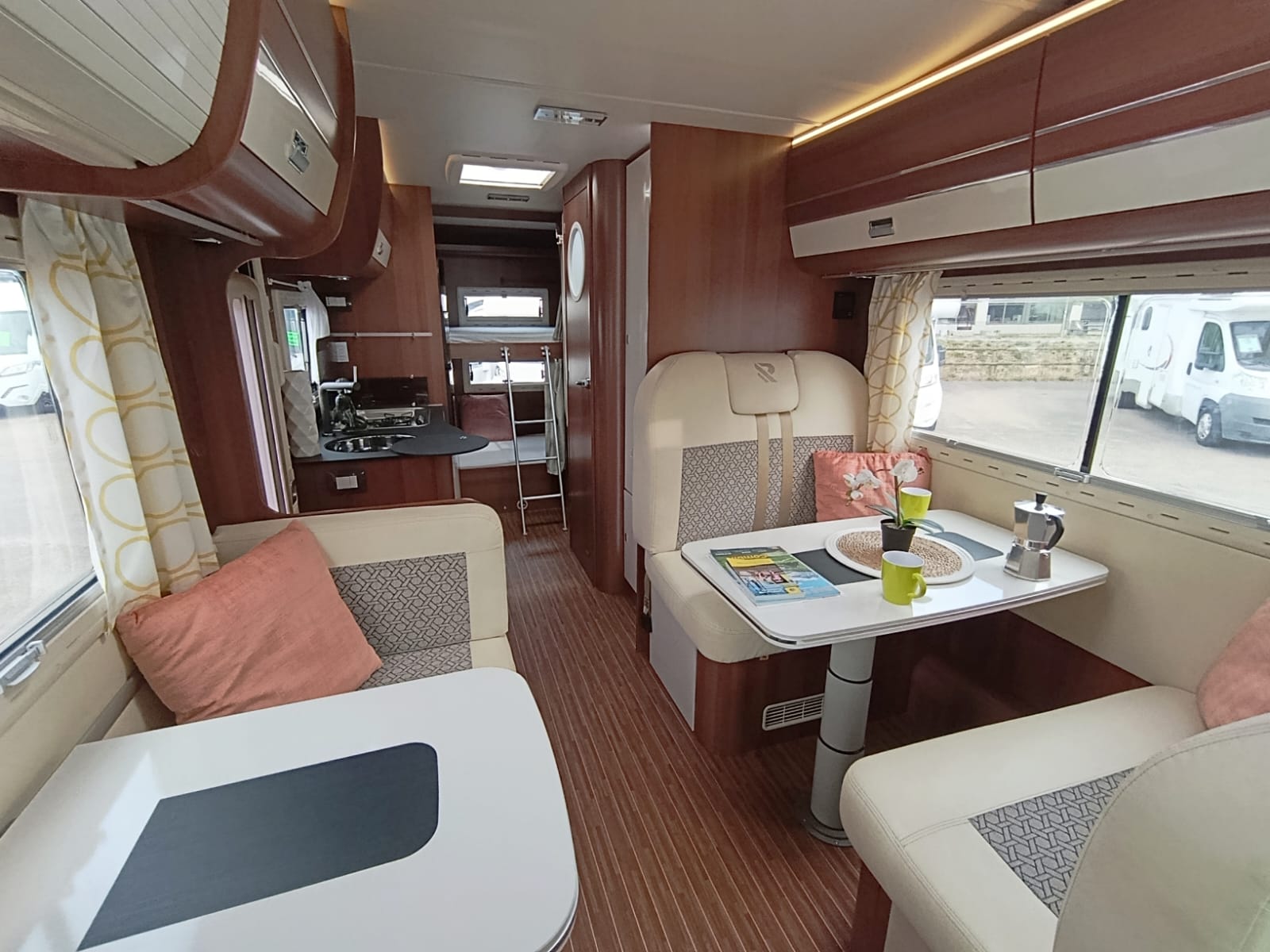 RIMOR Super Brig 689 TC ***das ultimative Familien-Wohnmobil der Oberklasse***-image-17