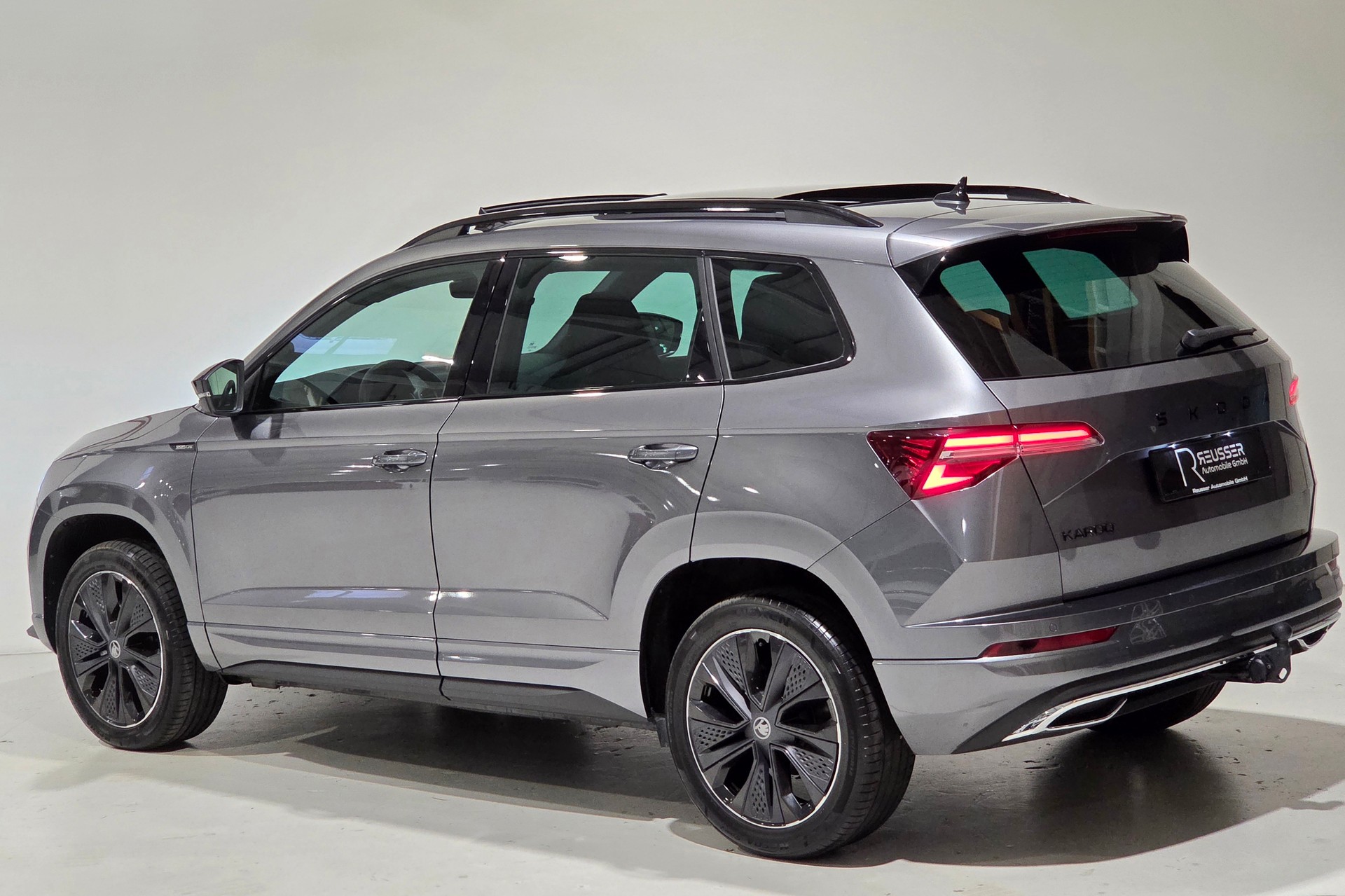 SKODA Karoq 1.5 TSI SportLine DSG-showroom-element-2