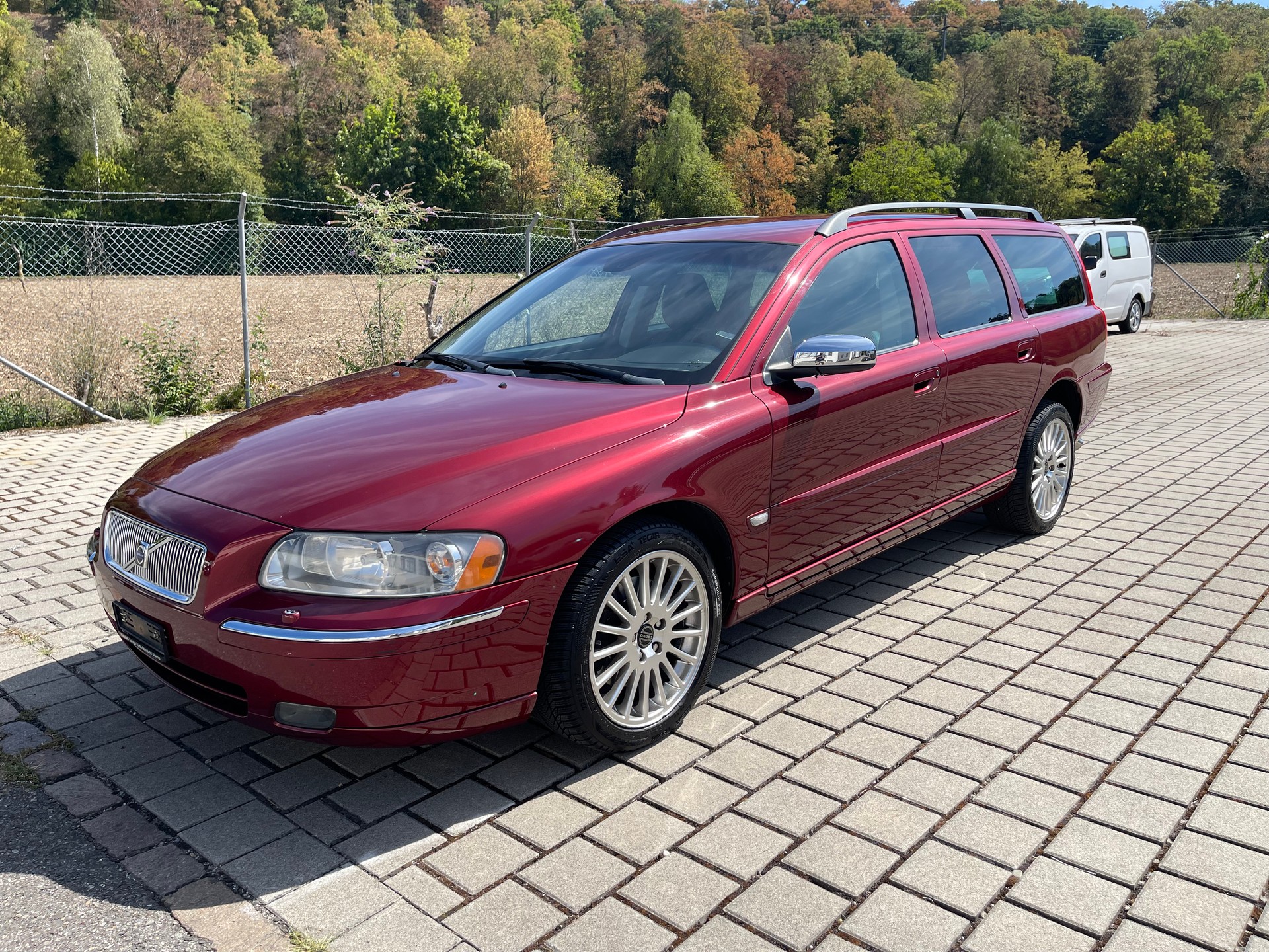VOLVO V70 D5 AWD Summum