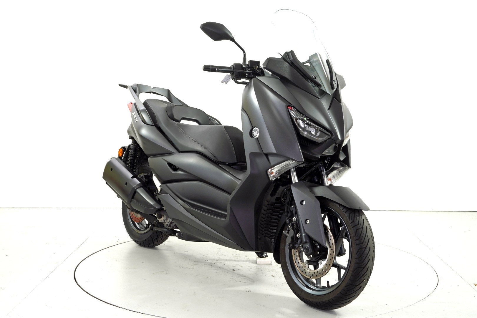 YAMAHA X-Max 300 ABS-image-1