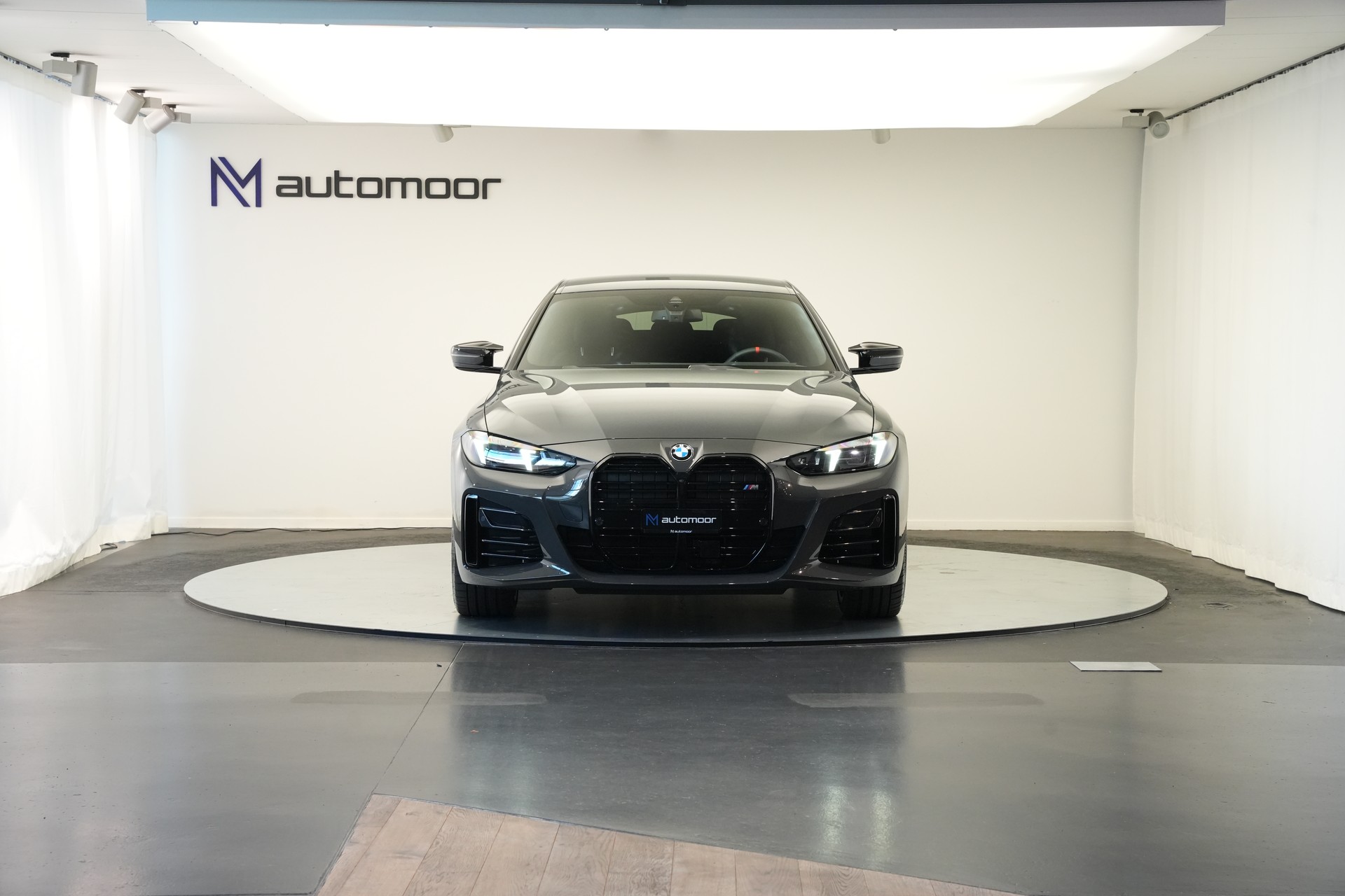 BMW M440i xDrive 48V Gran Coupé M Sport Pro Steptronic *Facelift* *Glasapplikation* *Carbon*-showroom-element-1