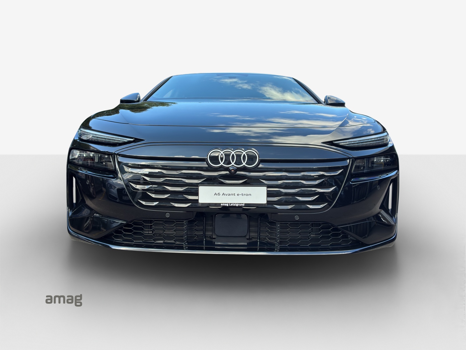 AUDI A6 Avant e-tron-image-6