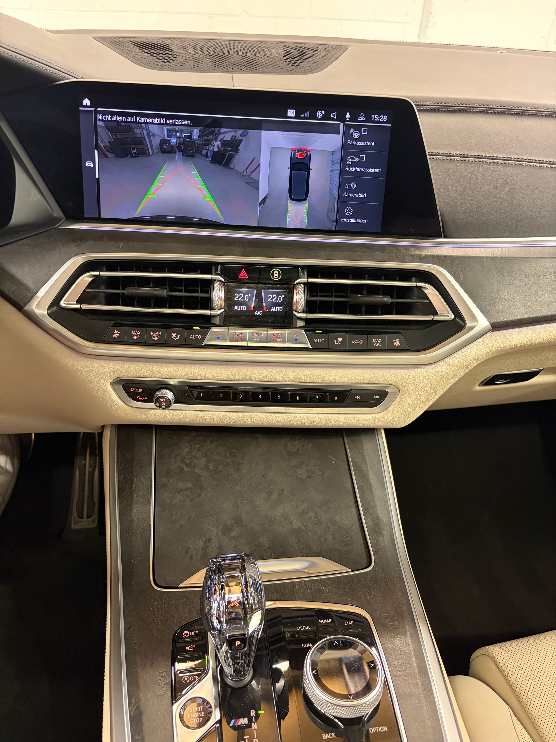 BMW X5 xDrive M50d Steptronic-image-9