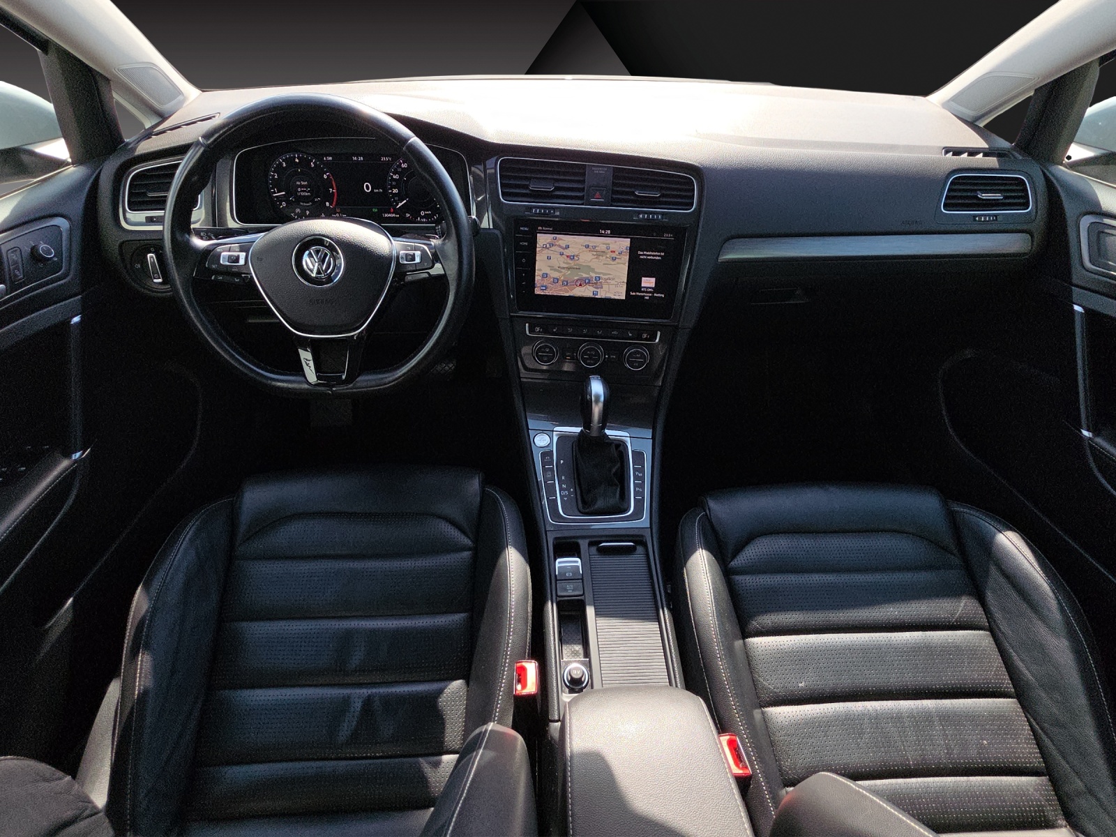 VW Golf Variant 1.4 TSI R-Line DSG-image-9