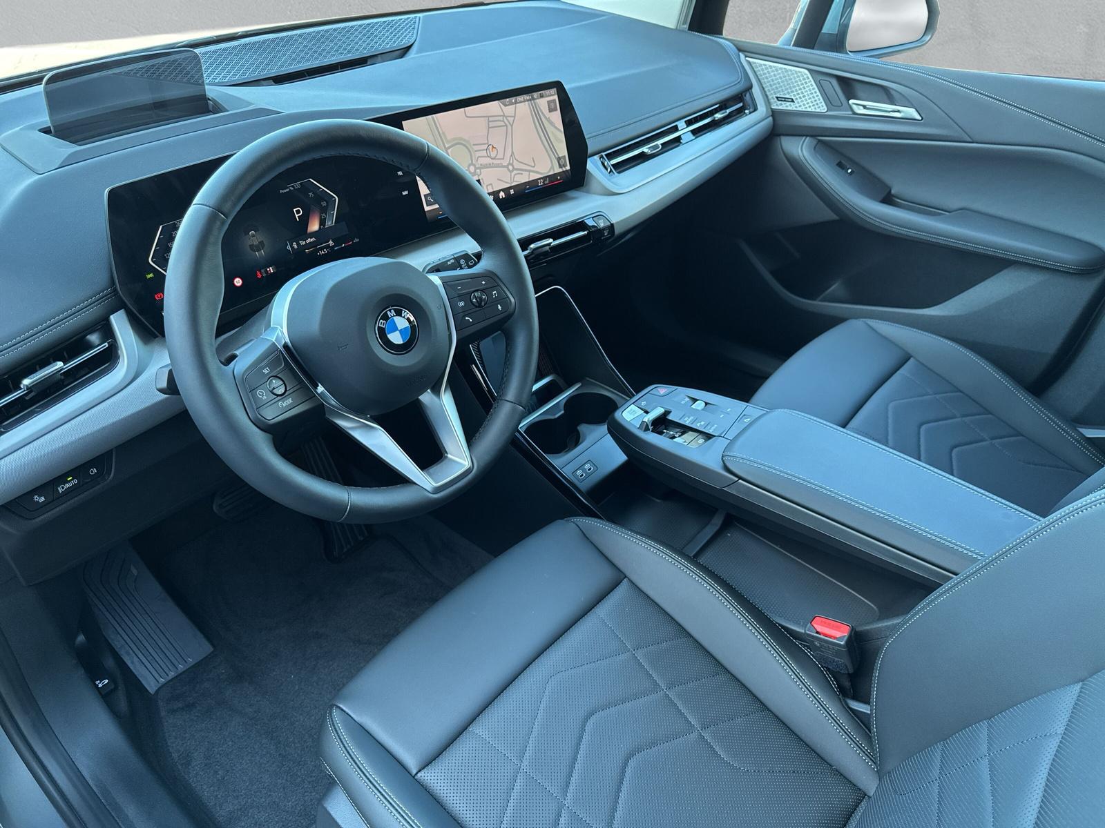 BMW 223i Active Tourer U06 (CH) 📍-image-22