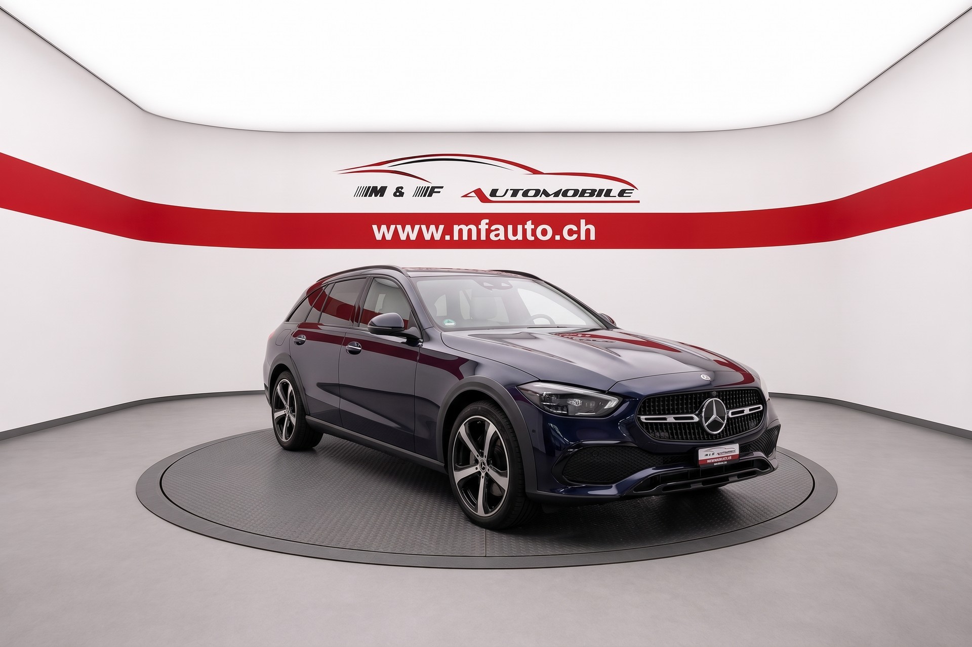 MERCEDES-BENZ C 220 d 4matic Kombi * Premium Plus Executive * CH FAHRZEUG *-showroom-element-2