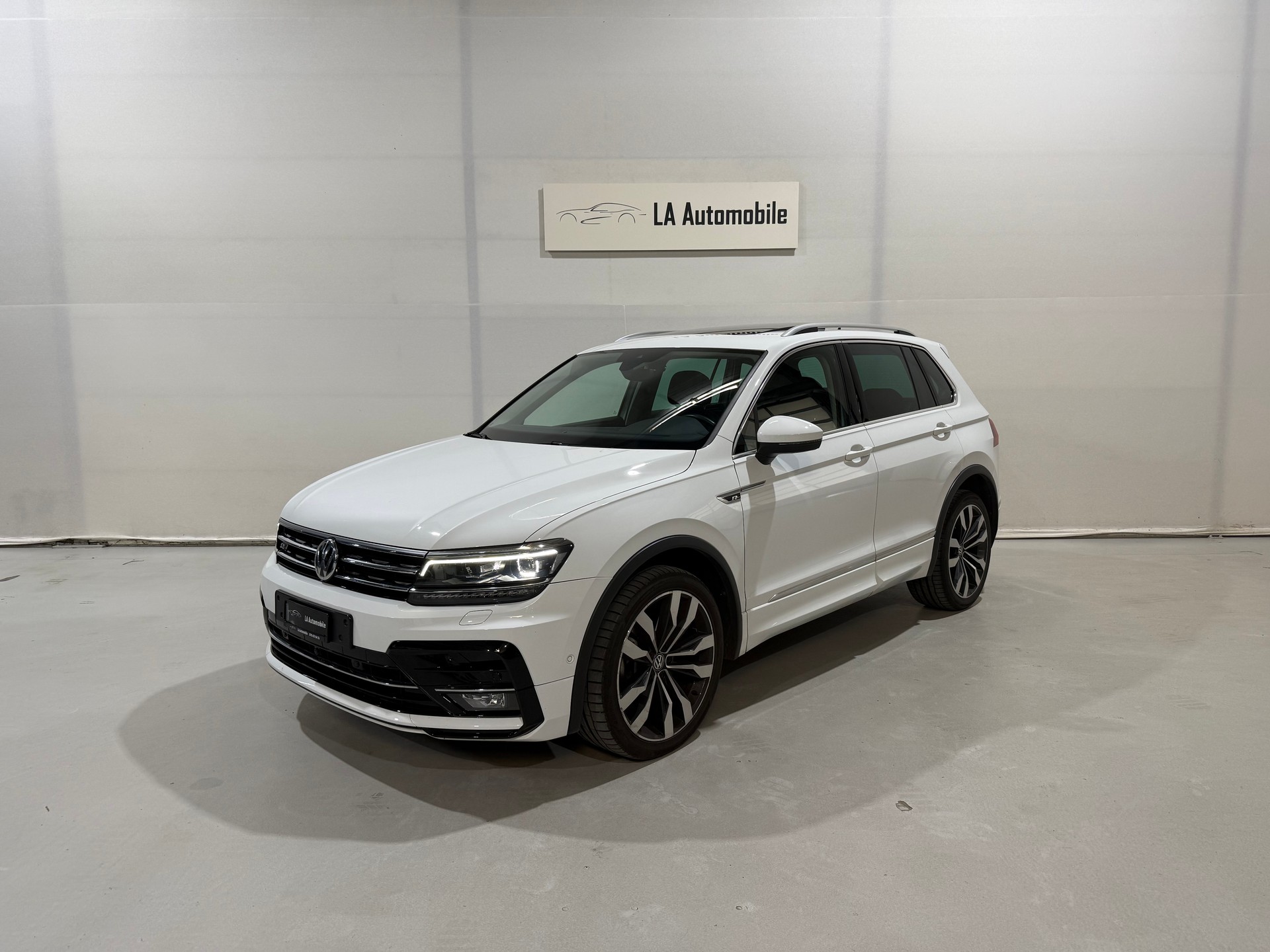 VW Tiguan 2.0 TDI SCR Highline R-LINE 4Motion DSG