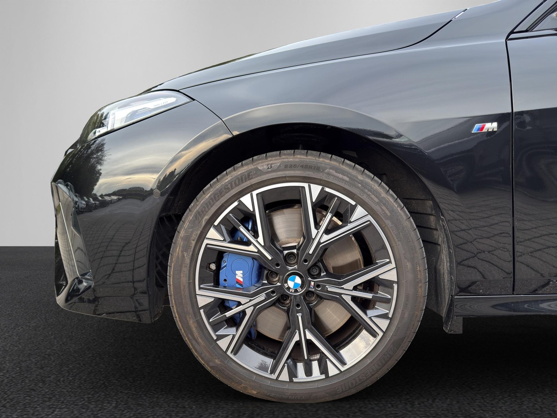 BMW M235i xDrive Gran Coupé-image-9
