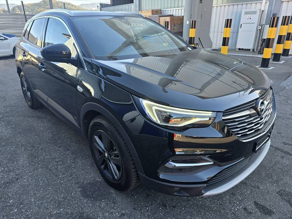 OPEL Grandland X 1.6 Hybrid4 Ultimate Automatik-image-6