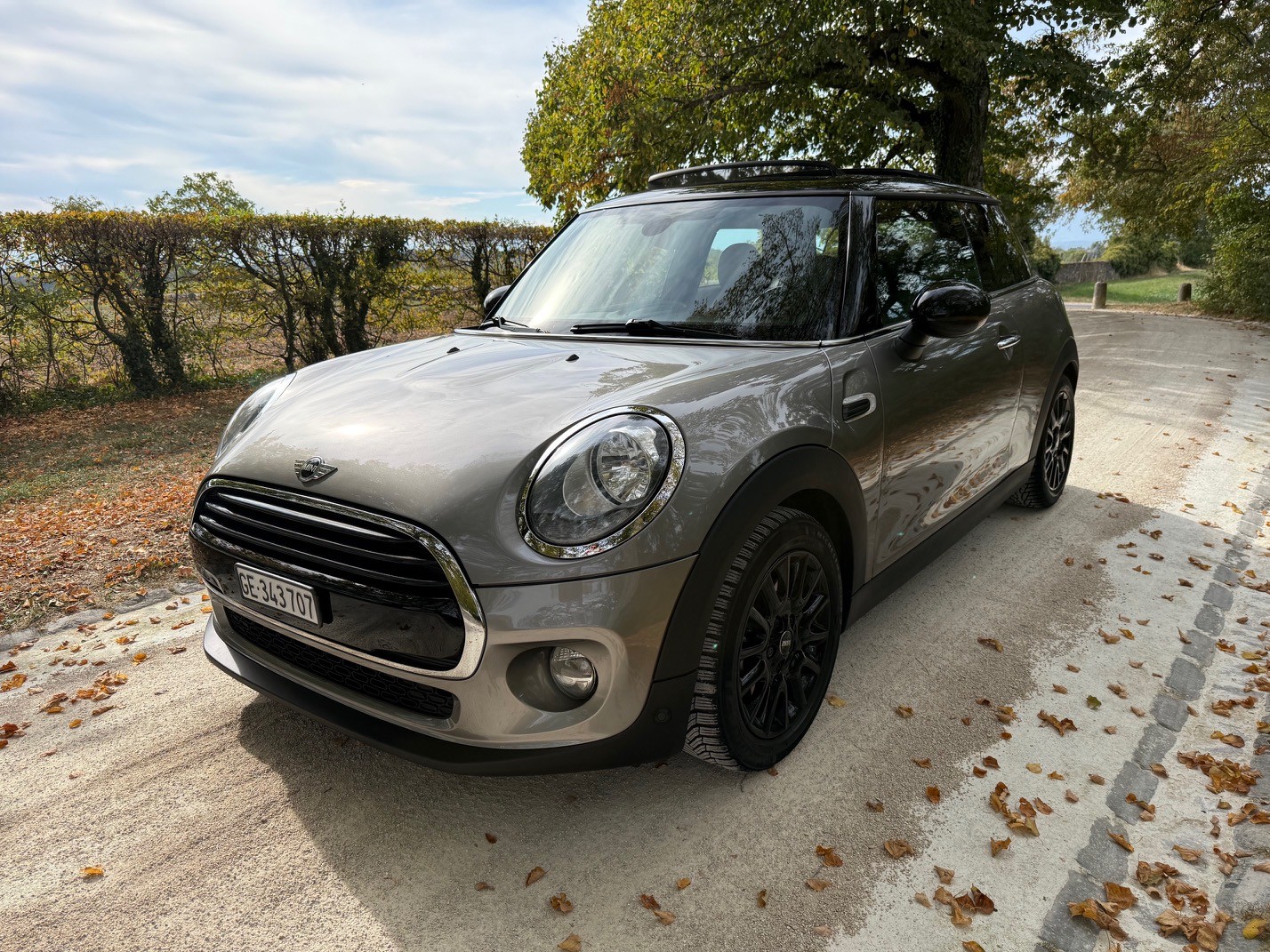 MINI Cooper Steptronic-image-3