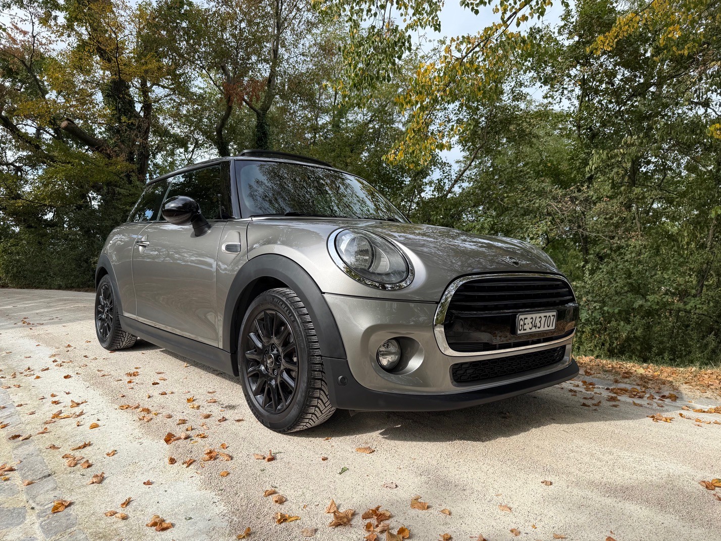 MINI Cooper Steptronic-image-2