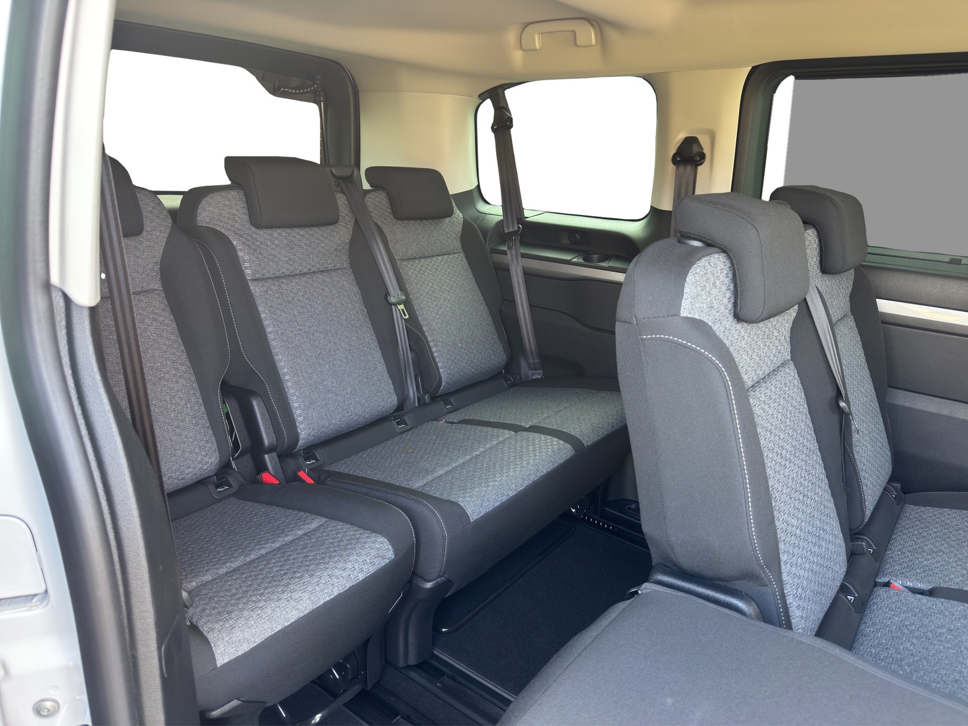 CITROEN Spacetourer 2.2 BlueHDi You M EAT8-image-14