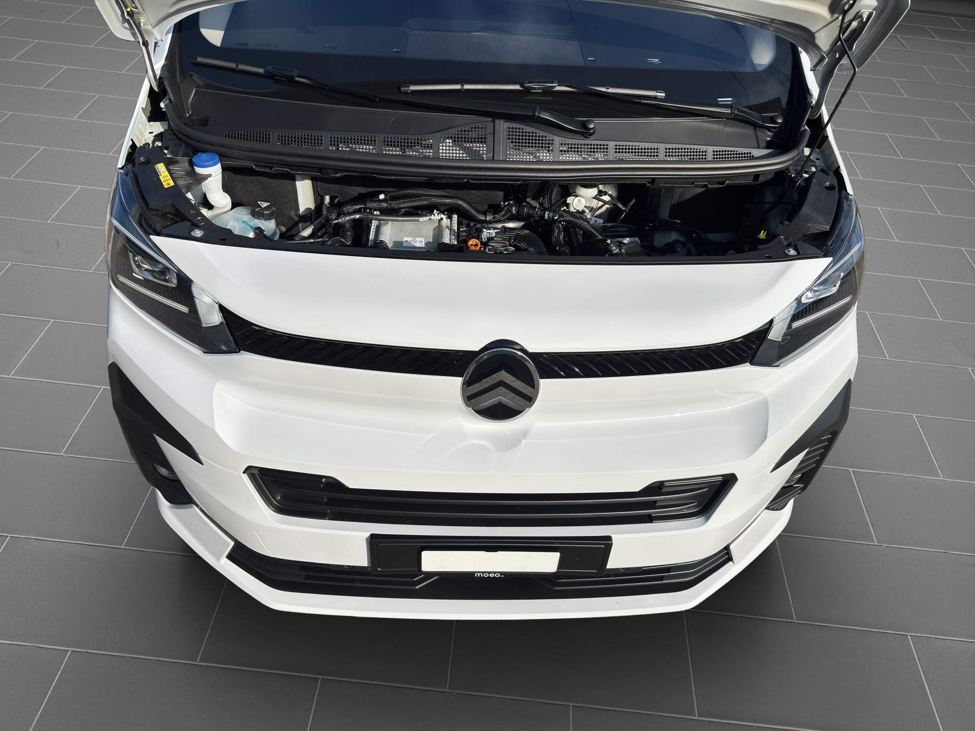 CITROEN Spacetourer 2.2 BlueHDi You M EAT8-image-21