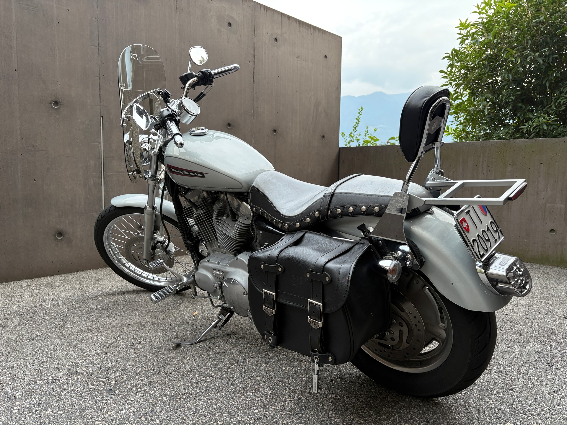 HARLEY-DAVIDSON XL 883 C Sportster Custom Injection-image-1