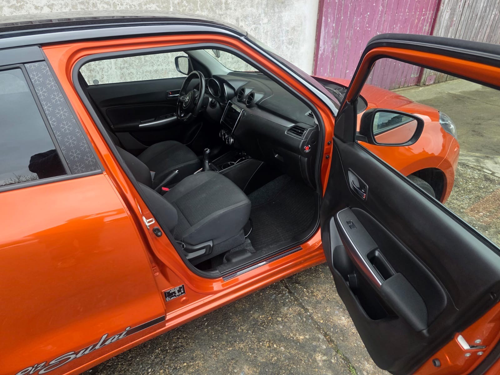 SUZUKI Swift 1.2i Piz Sulai Top Hybrid Allgrip 4x4-image-11