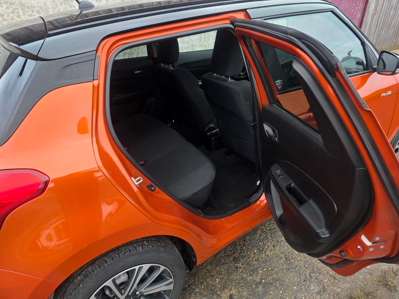 SUZUKI Swift 1.2i Piz Sulai Top Hybrid Allgrip 4x4-image-10
