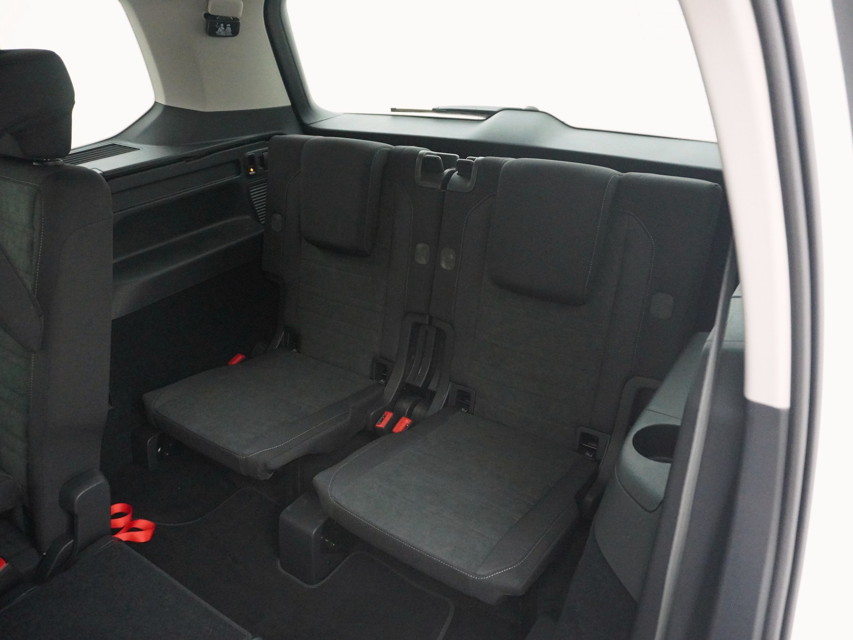 VW Touran 1.5 TSI R-Line DSG-image-15