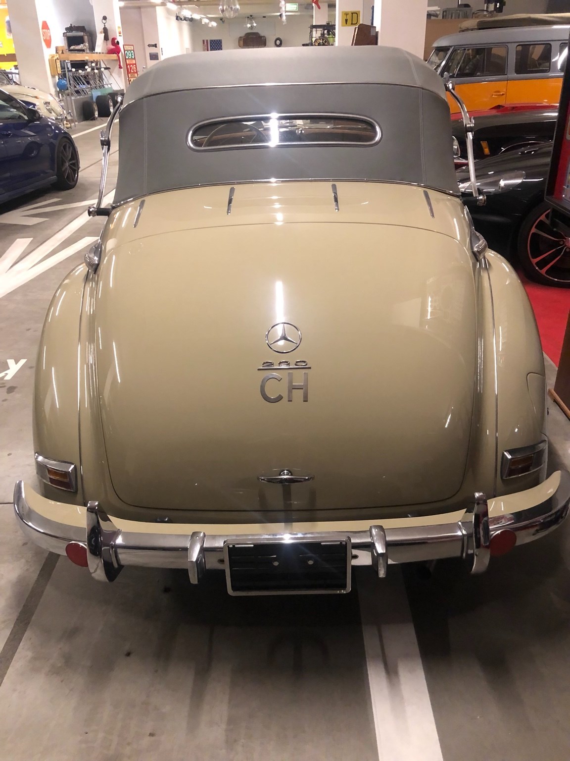 MERCEDES-BENZ 220 Cabrio A, 1 von 1200 prod. FZ-image-4