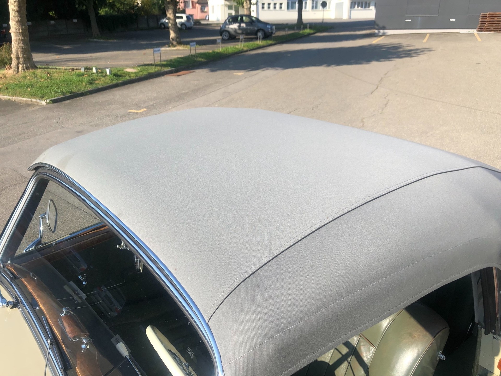 MERCEDES-BENZ 220 Cabrio A, 1 von 1200 prod. FZ-image-2