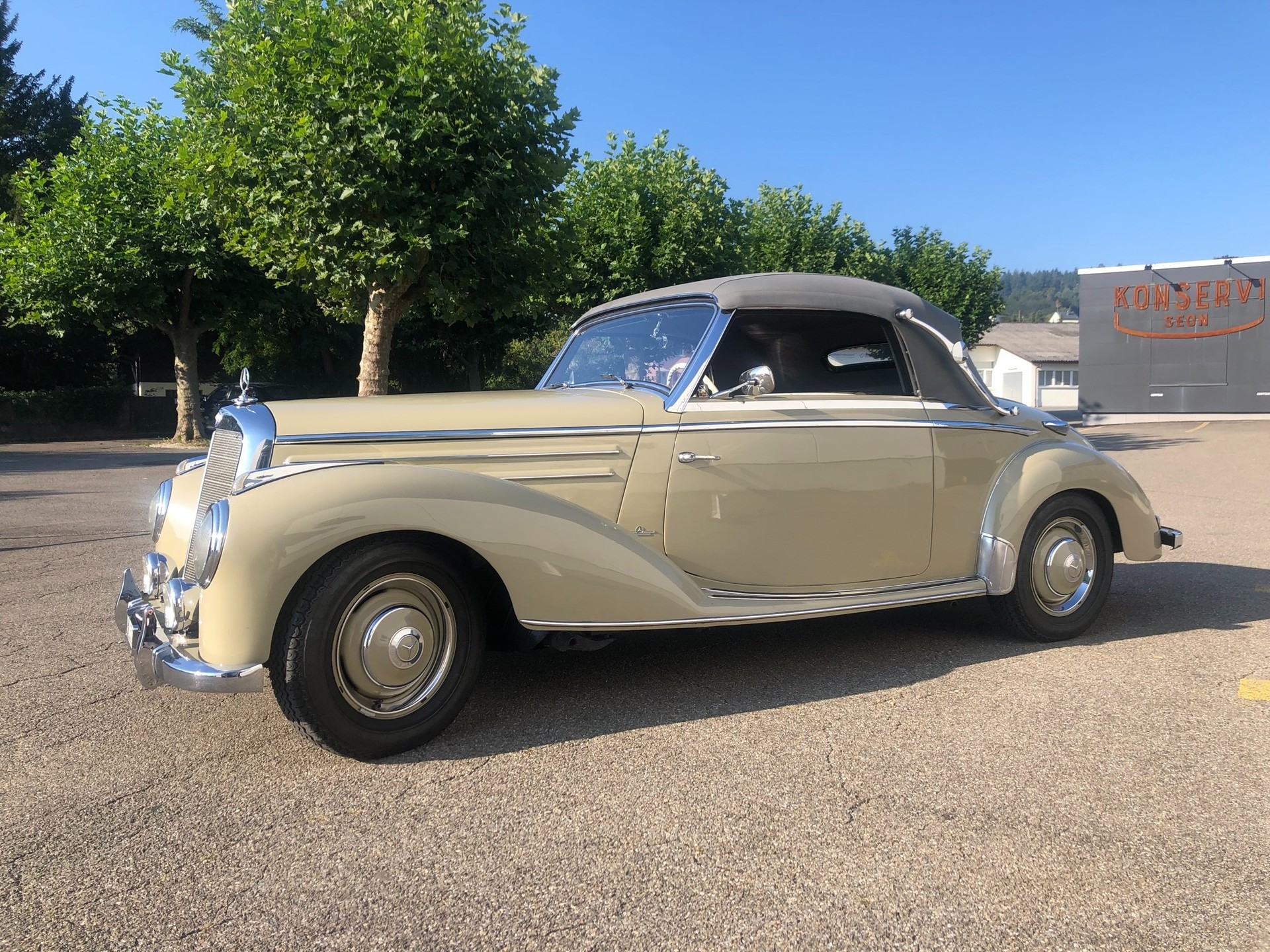 MERCEDES-BENZ 220 Cabrio A, 1 von 1200 prod. FZ-image-1