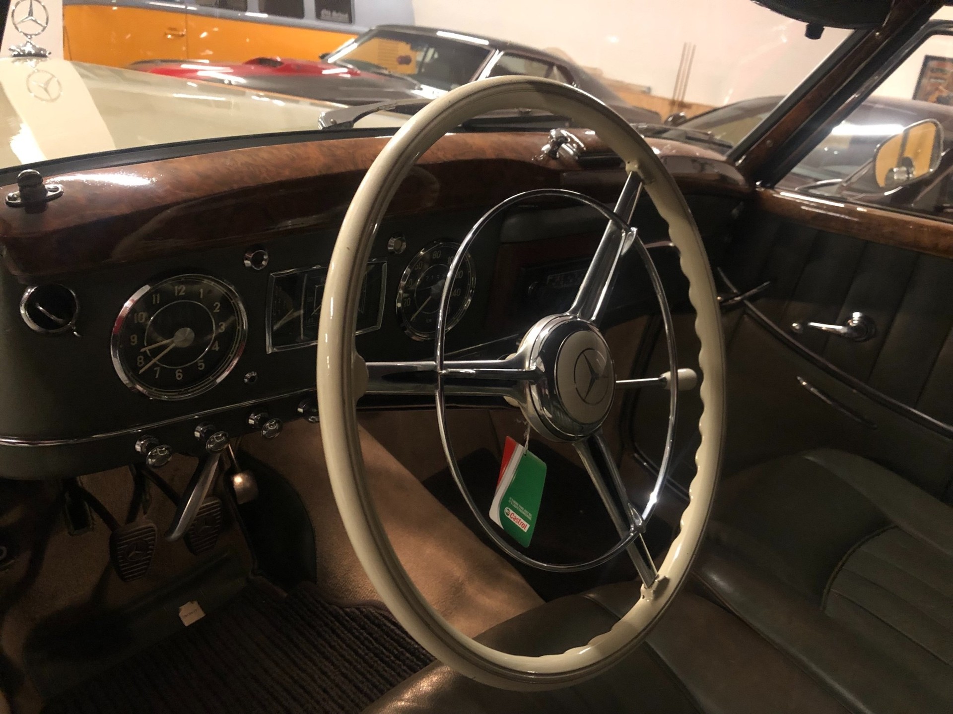 MERCEDES-BENZ 220 Cabrio A, 1 von 1200 prod. FZ-image-11