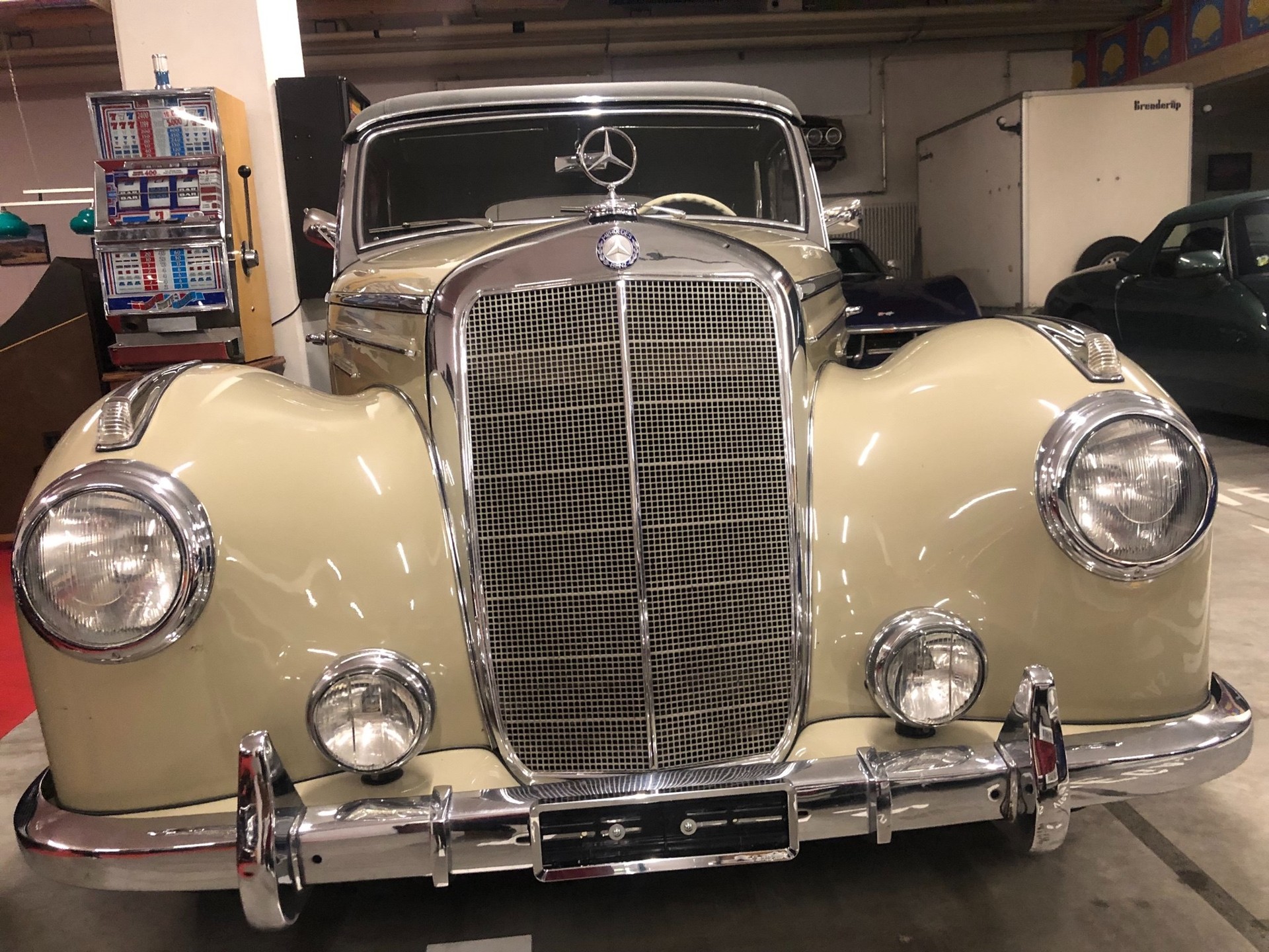 MERCEDES-BENZ 220 Cabrio A, 1 von 1200 prod. FZ-image-8