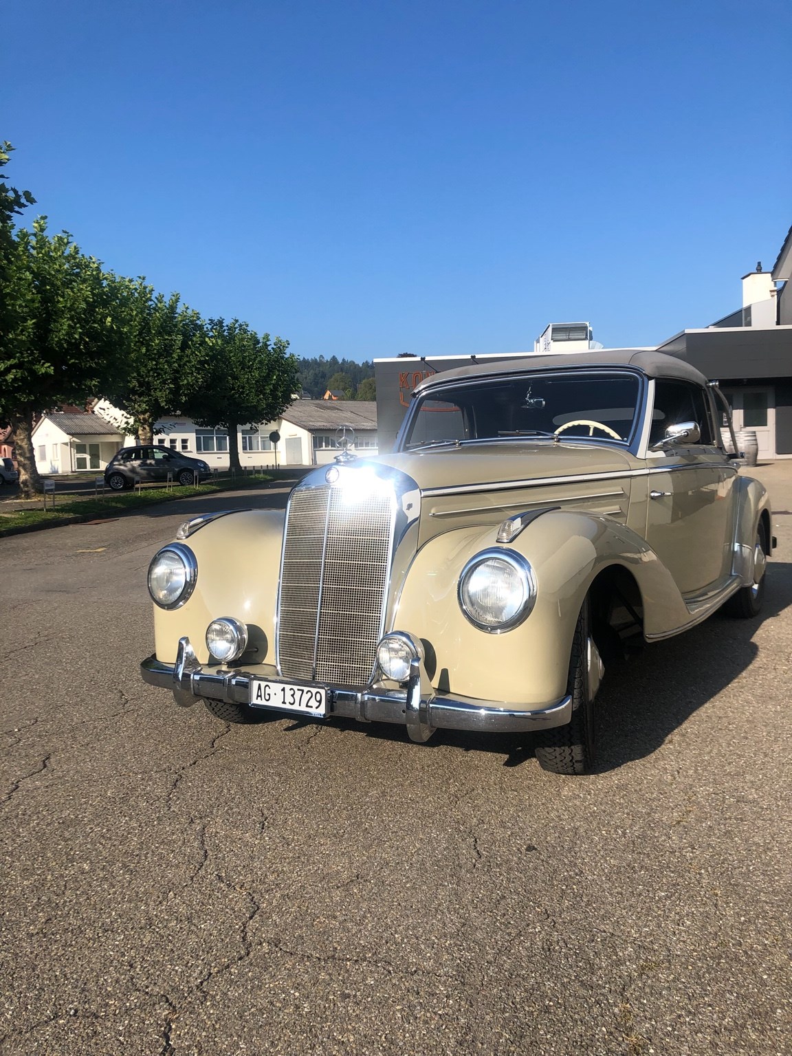 MERCEDES-BENZ 220 Cabrio A, 1 von 1200 prod. FZ-image-12
