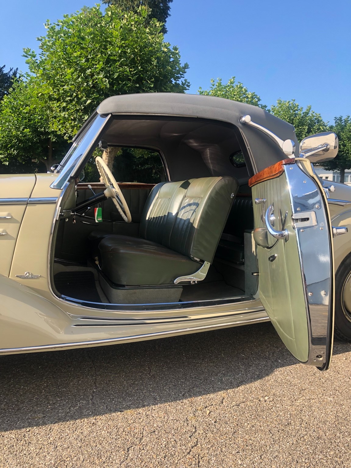 MERCEDES-BENZ 220 Cabrio A, 1 von 1200 prod. FZ-image-13