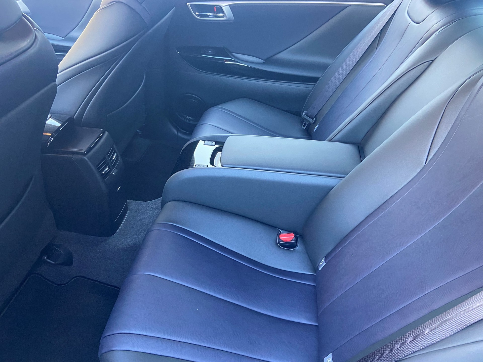 TOYOTA Mirai Fuel cell Premium-image-3