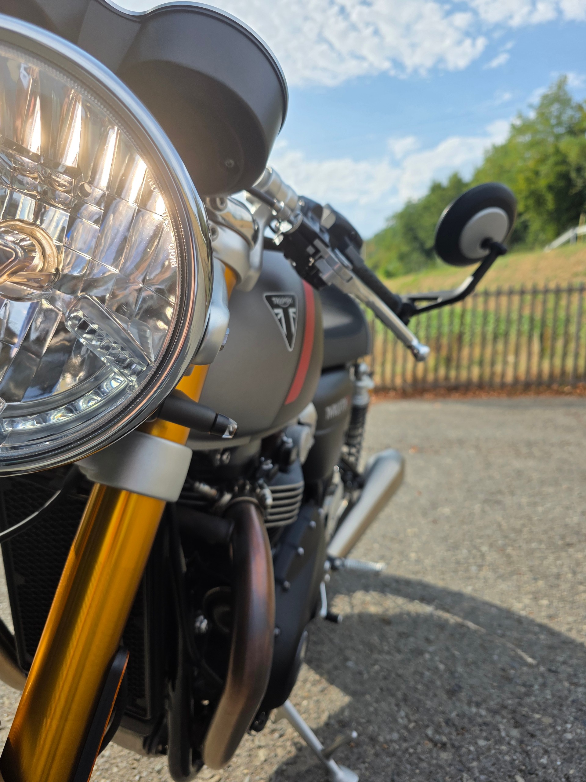 TRIUMPH Thruxton 1200 i RS ABS-image-4