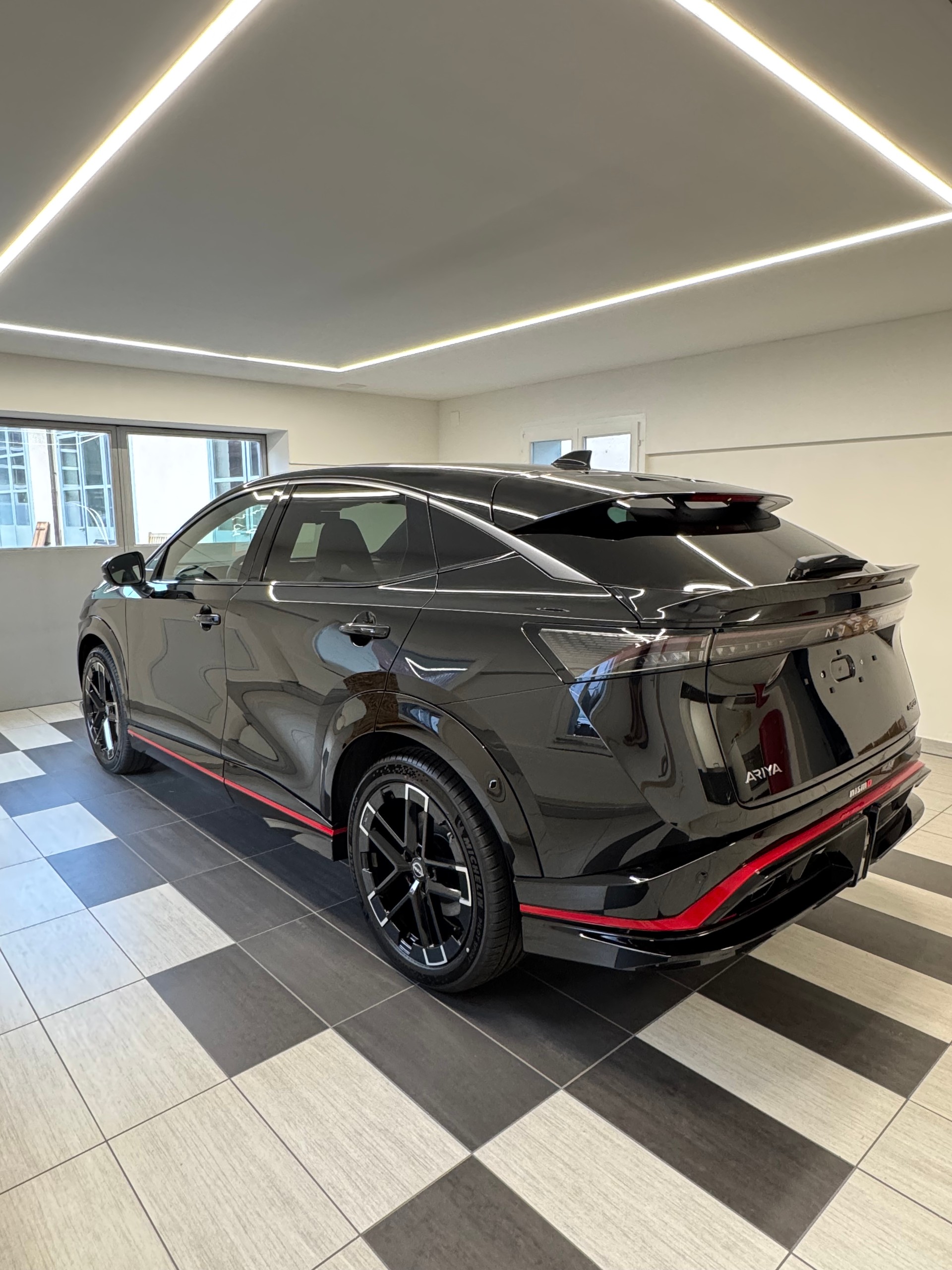 NISSAN NISSAN Ariya 87 kWh NISMO e-4ORCE Allrad 435 PS-image-4