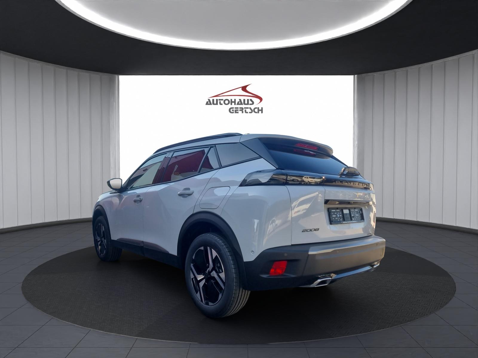 PEUGEOT 2008 1.2 PureTech 130 Allure Premium-image-5