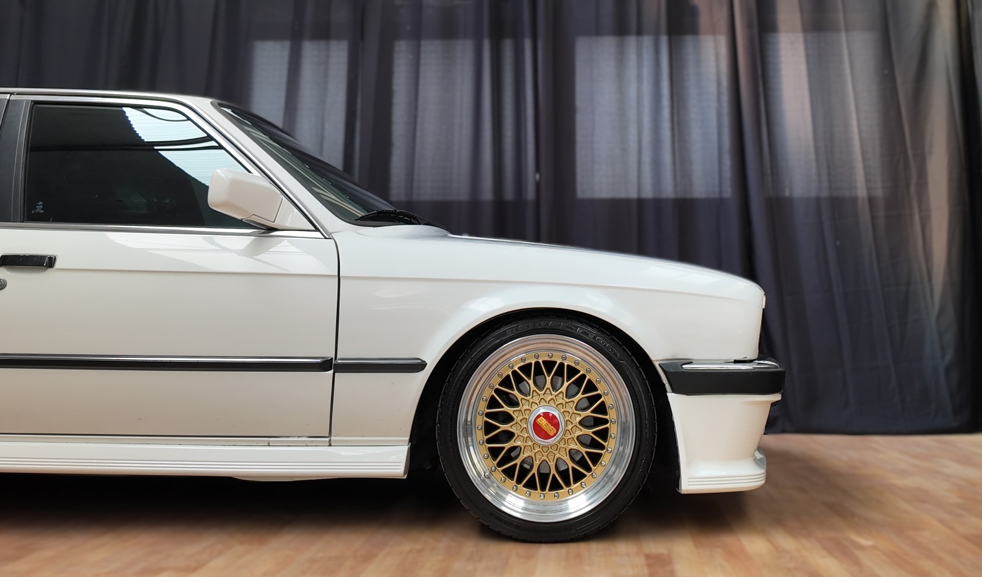 BMW 325i M-TECH-image-2
