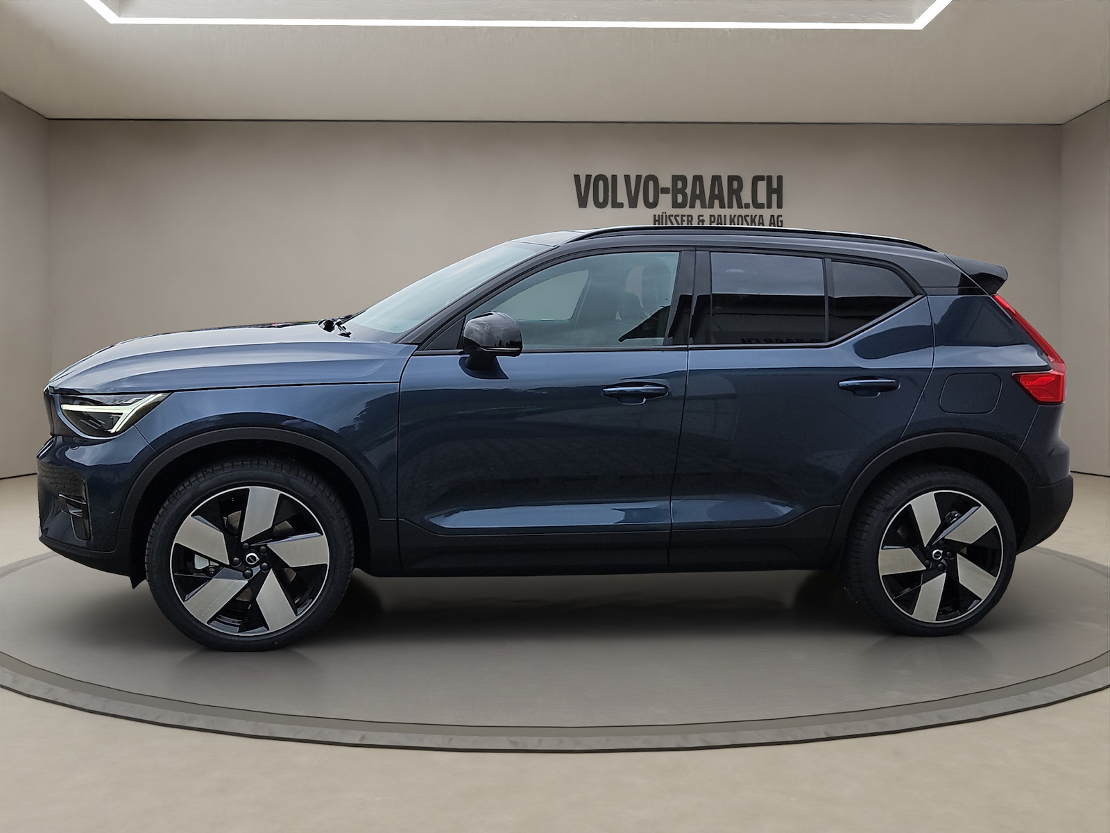 VOLVO EX40 Twin Ultra XCENTRIC Edition AWD-showroom-element-1