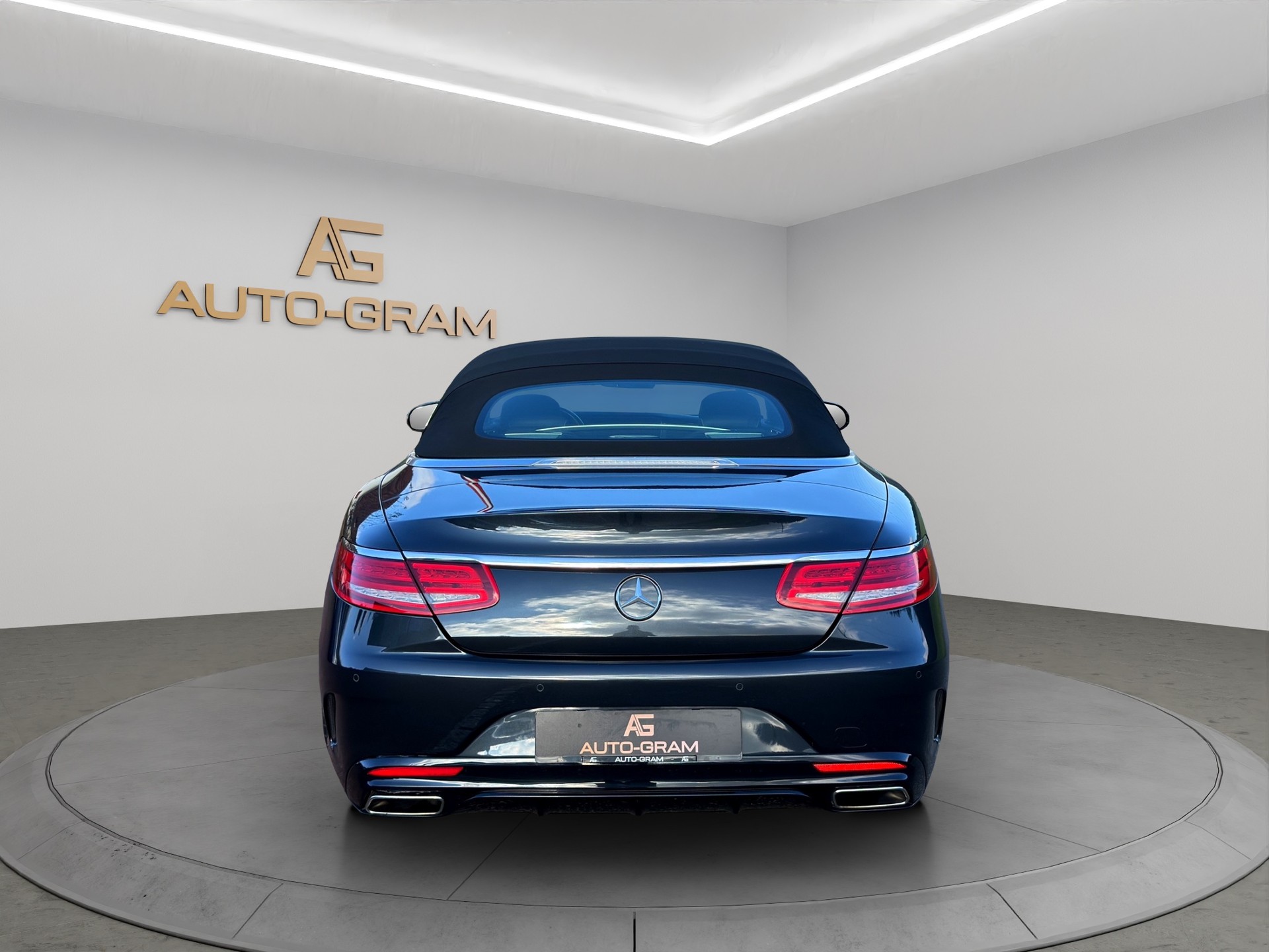 MERCEDES-BENZ S 500 Cabriolet 9G-Tronic-showroom-element-3