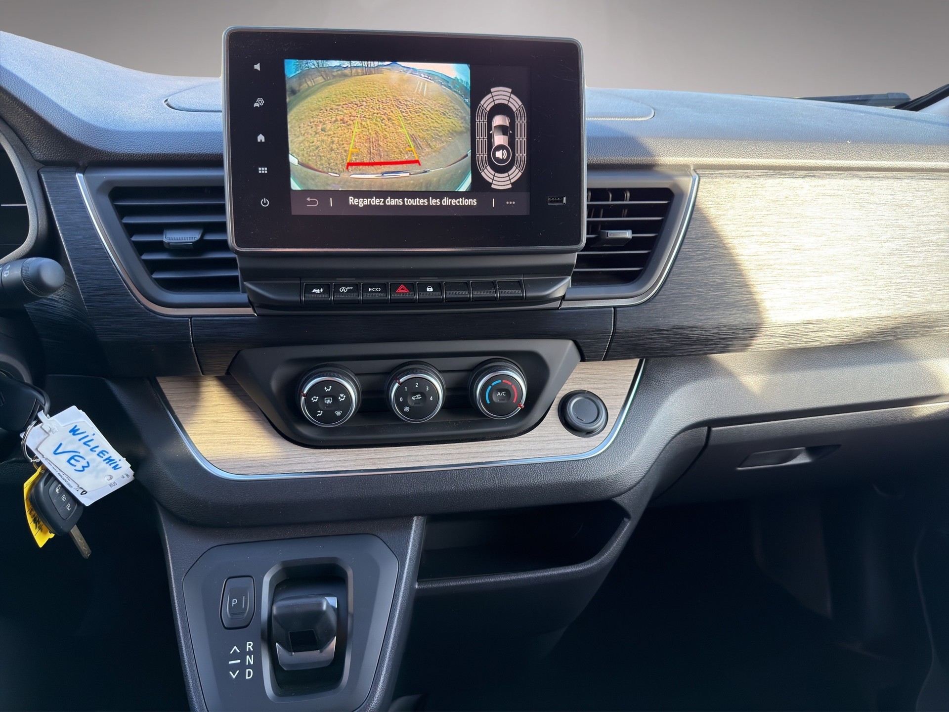 RENAULT Glénan HorizonVan UP L2 170PS Automatique (EAG9) 7 places (Batterie Lithium & Chauffage Diesel)-image-5