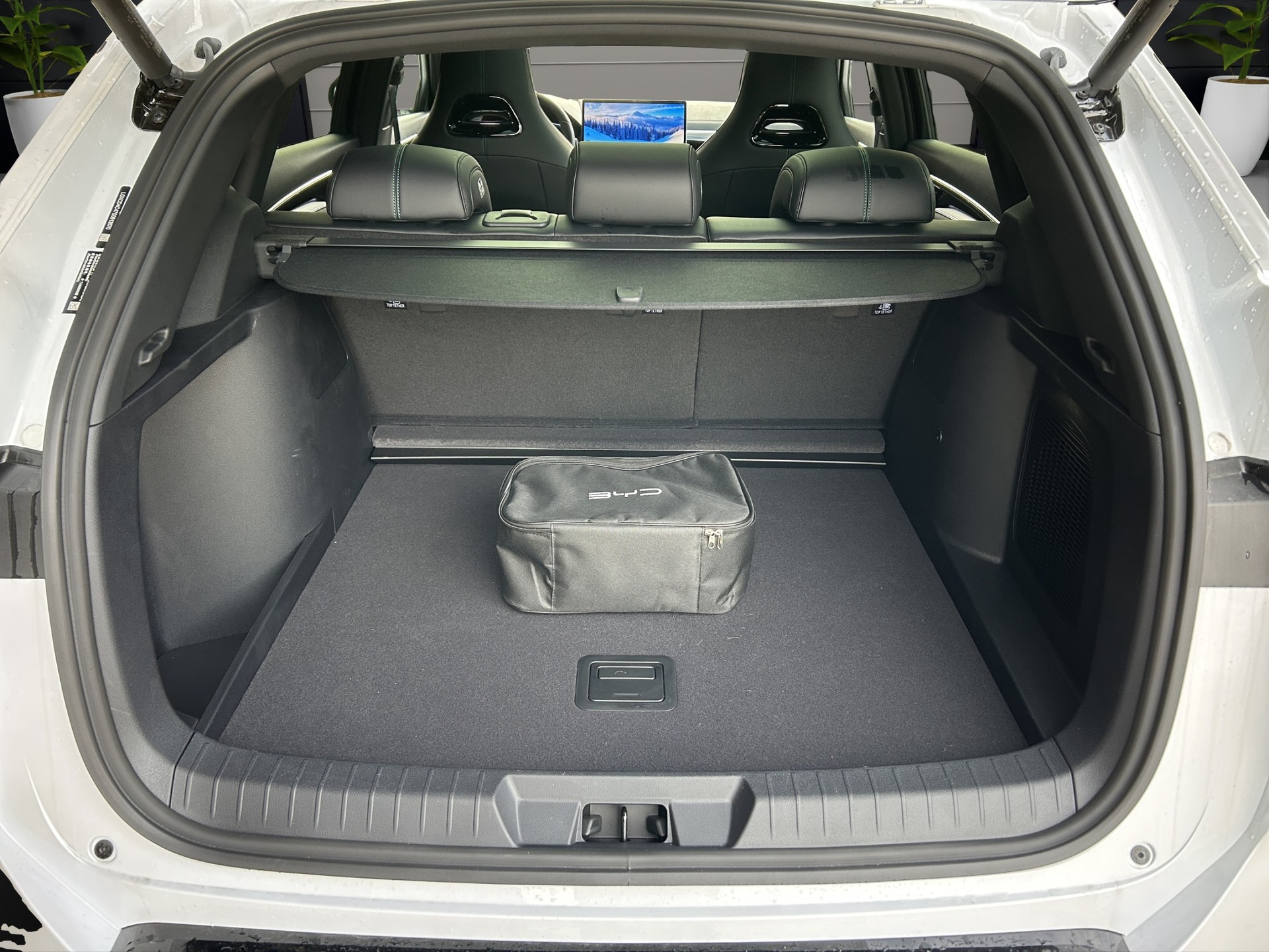 BYD Seal U DM-i Design AWD-image-15