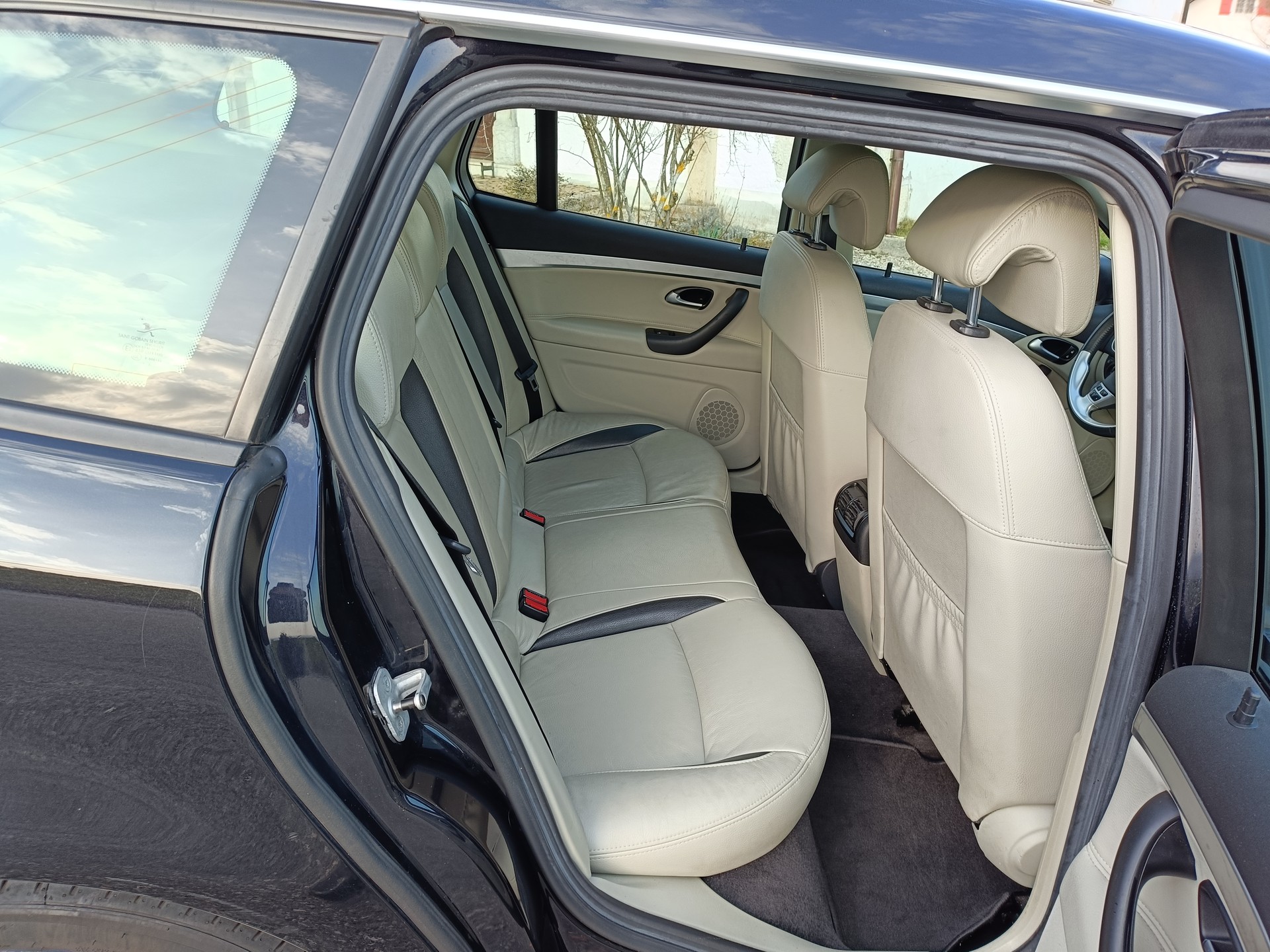 SAAB 9-3 2.0T Aero XWD Automatic-image-10
