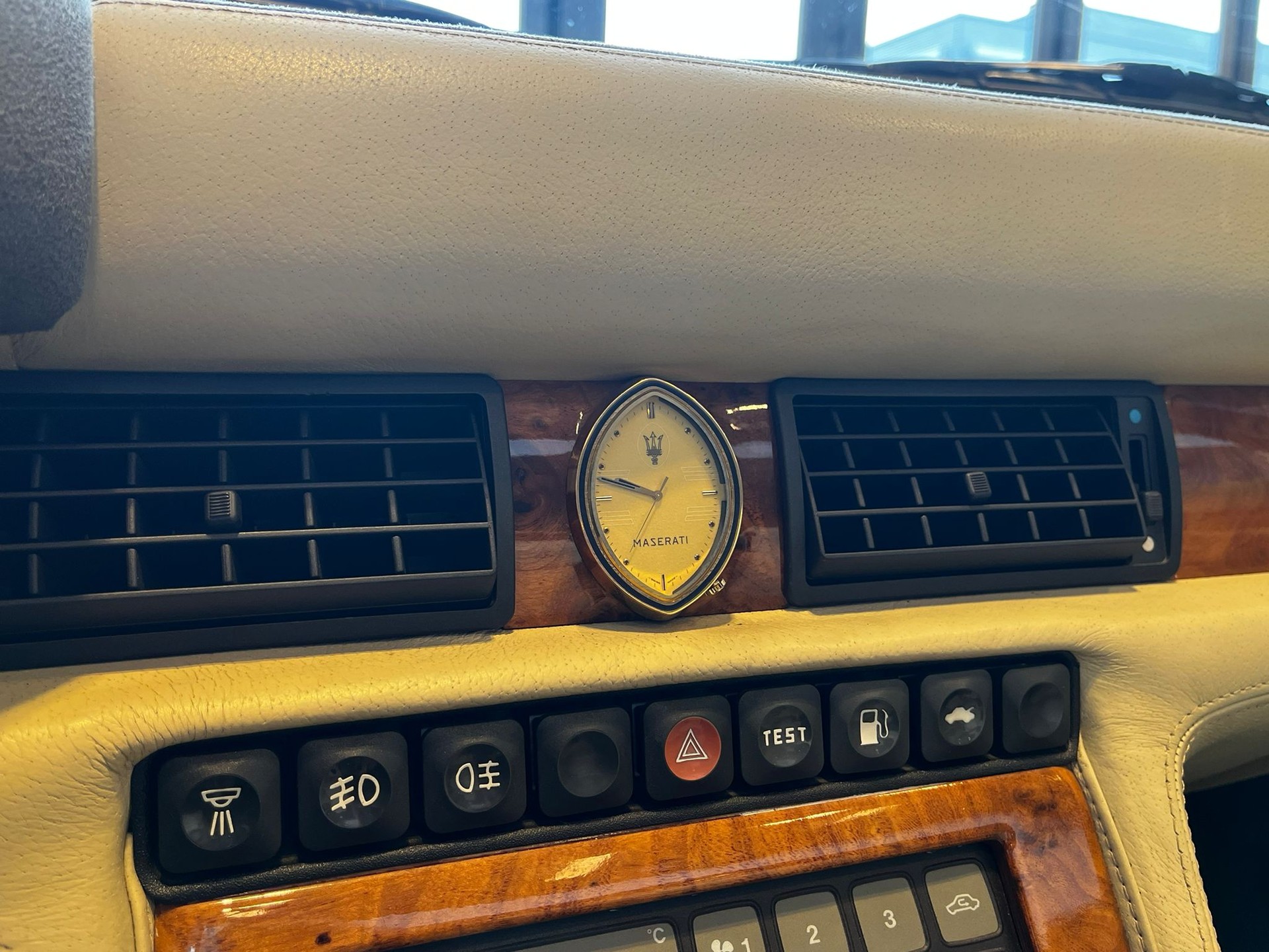 MASERATI Biturbo Spyder E-image-28